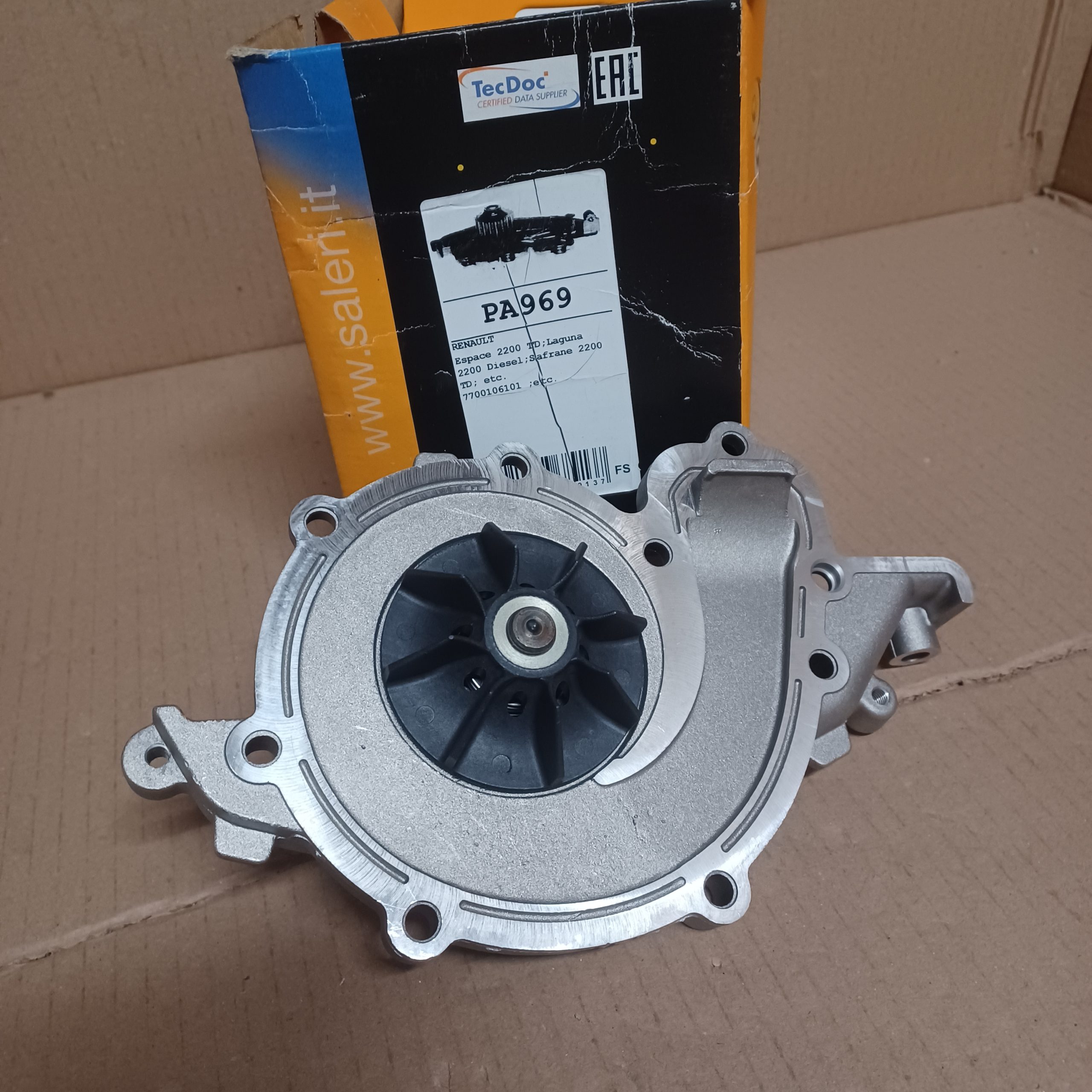 Pompe à eau Renault laguna safrane espace III 2.2 D DT Arrivages Auto Pieces