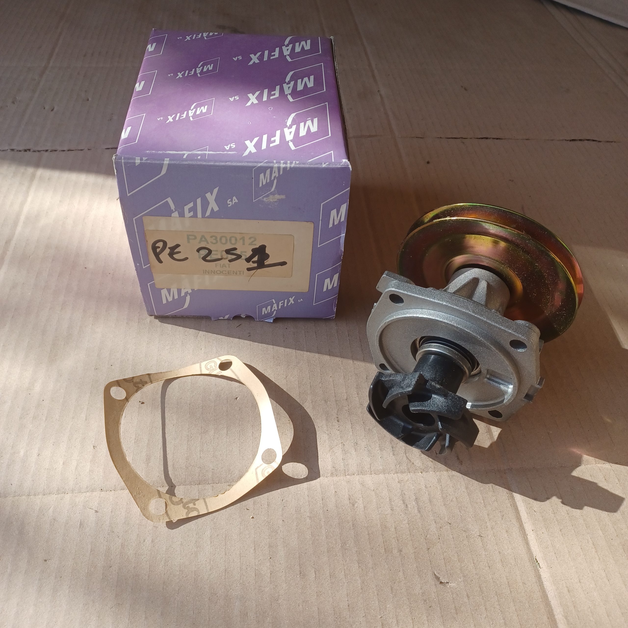 Pompe à eau Fiat X1/9 1.3 1.5 Uno 1.4 Turbo 1.1 1.3 128 1.1 1.3 Ritmo 1.1 1.3 1.5 Arrivages Auto Pieces