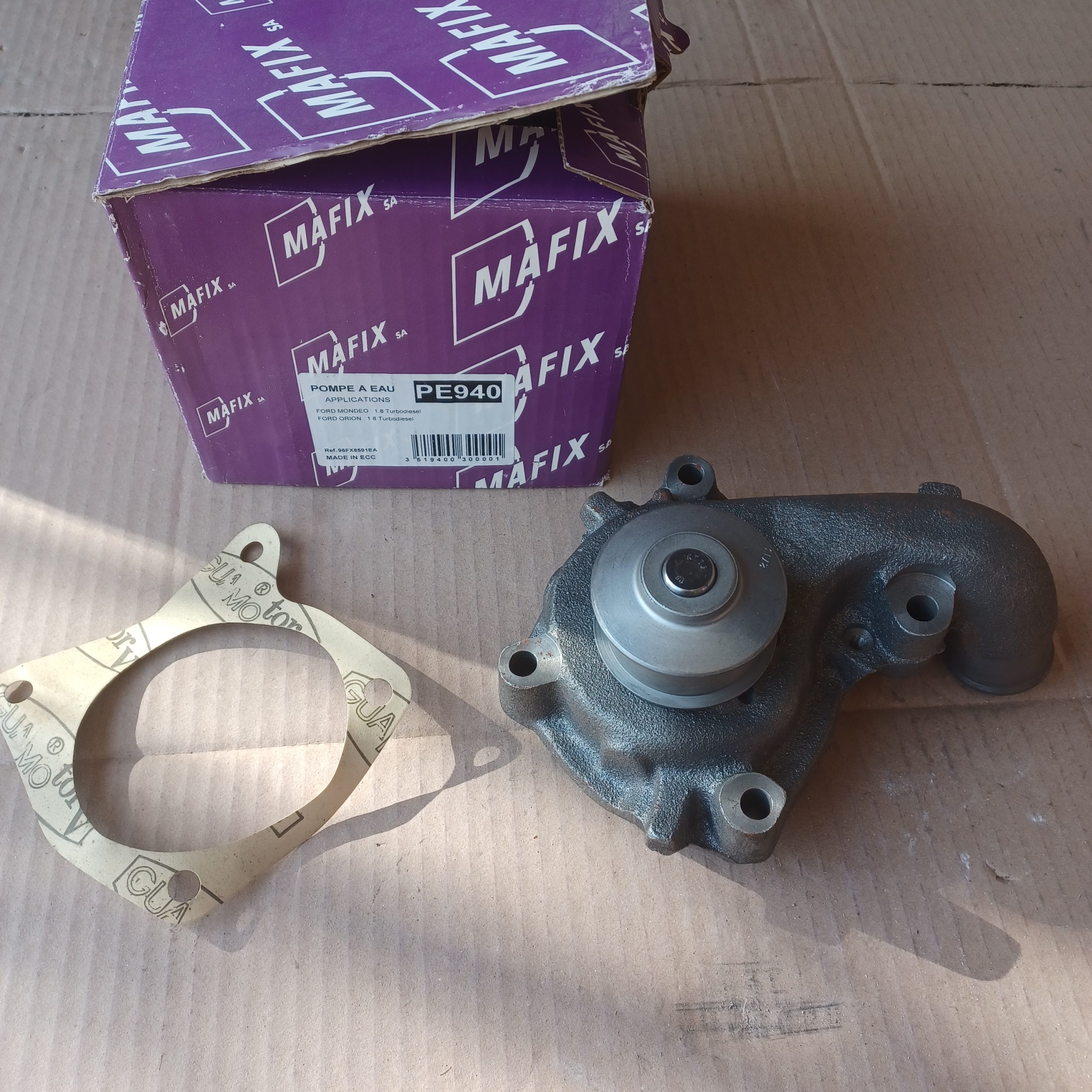 Pompe à eau Ford Escort MK5 MK6 Orion MK3 Fiesta MK3 1.8 TD Arrivages Auto Pieces