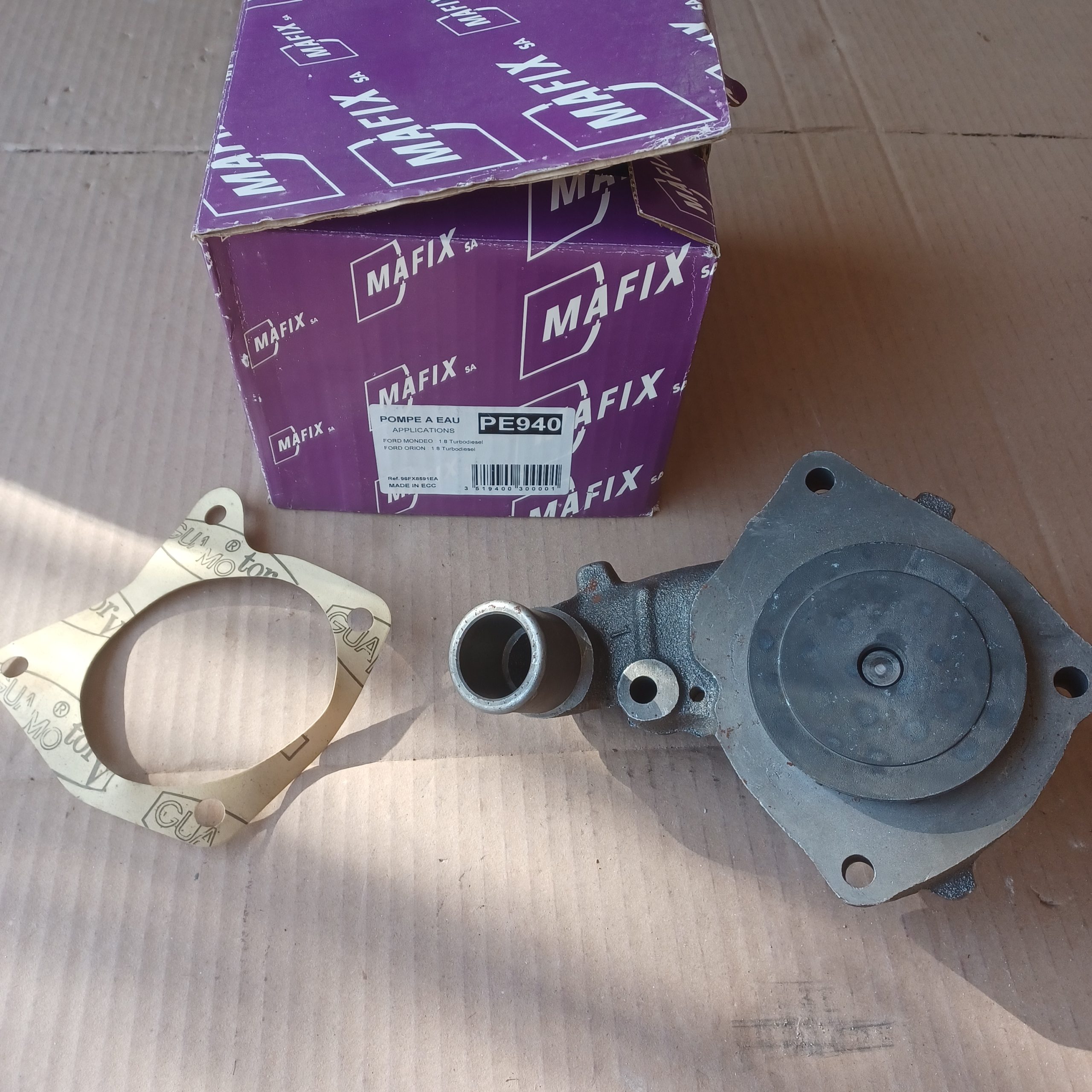 20250306_152233 Pompe à eau Ford Escort MK5 MK6 Orion MK3 Fiesta MK3 1.8 TD Arrivages Auto Pieces