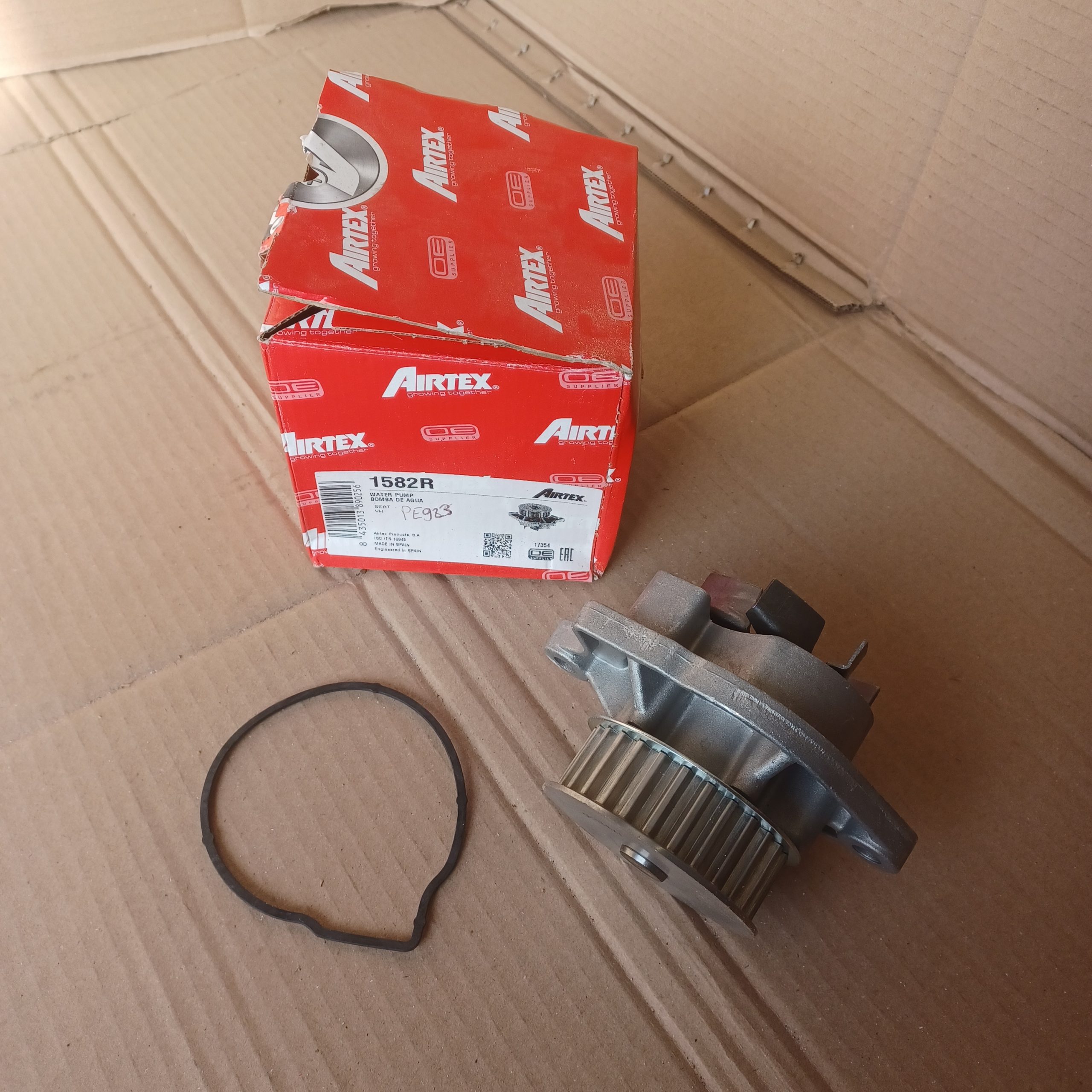 Pompe à eau VW Polo III 1.0 1.4 Lupo 1.0 1.4 Caddy II 1.4 Arrivages Auto Pieces