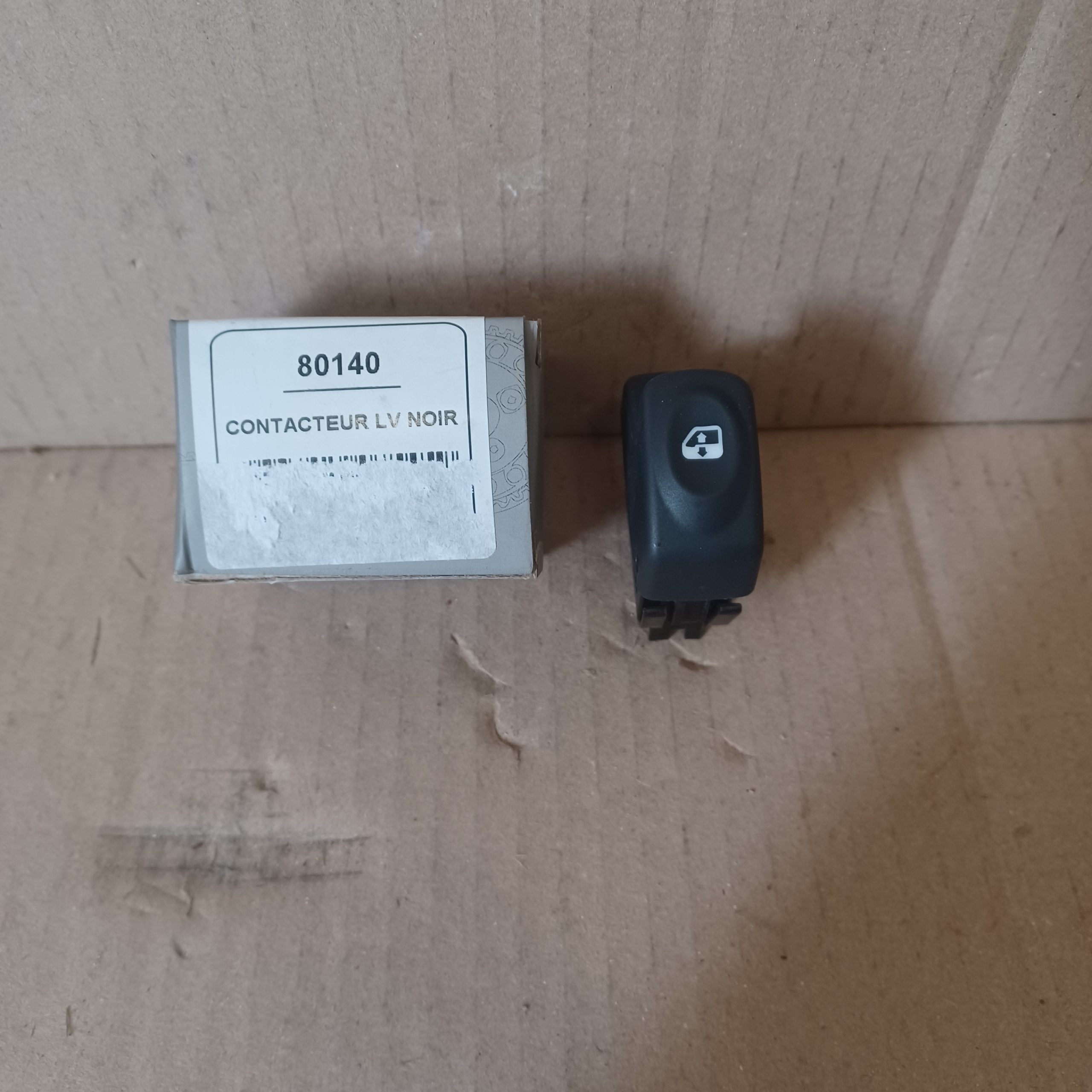 Serrure hayon Renault clio II Mégane I Dacia Logan I II Sandero I II Lodgy Arrivages Auto Pieces