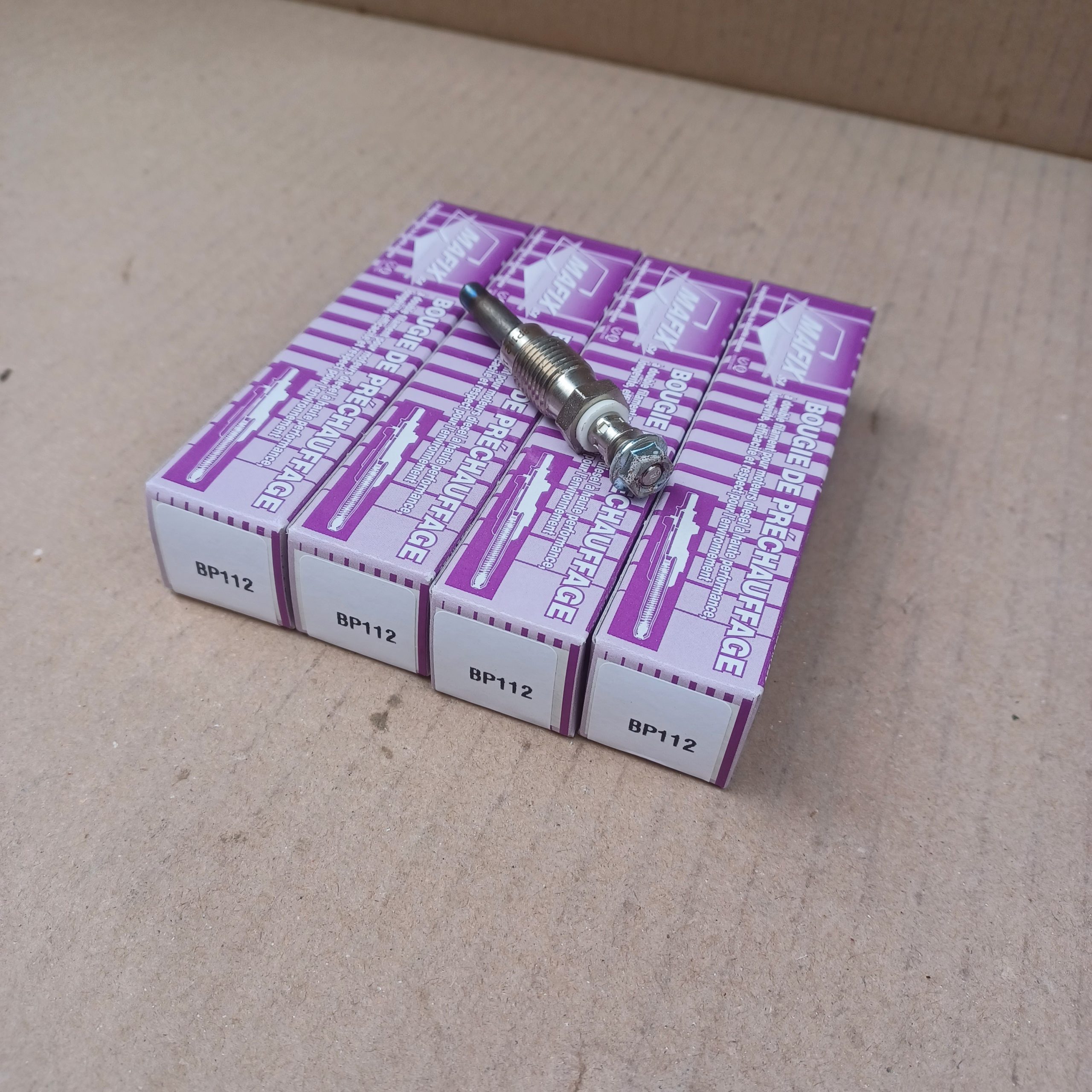 Lot de 4 bougies de préchauffage Clio I 1.9D Express 1.9D Mégane I 1.9D Arrivages Auto Pieces