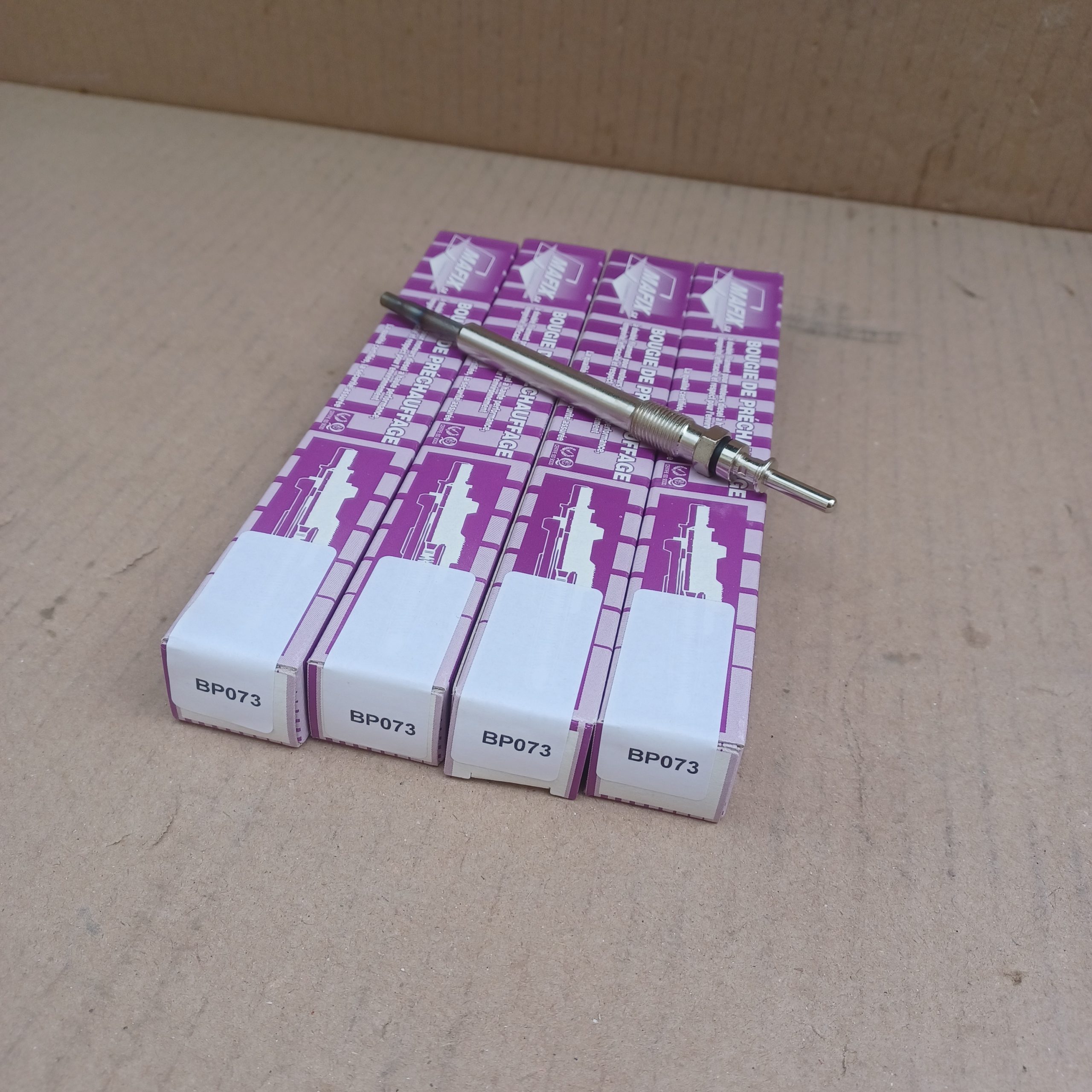 Lot de 4 bougies de préchauffage Opel Astra G Omega B Frontera B Vectra B 2.0 DTI 16V Arrivages Auto Pieces