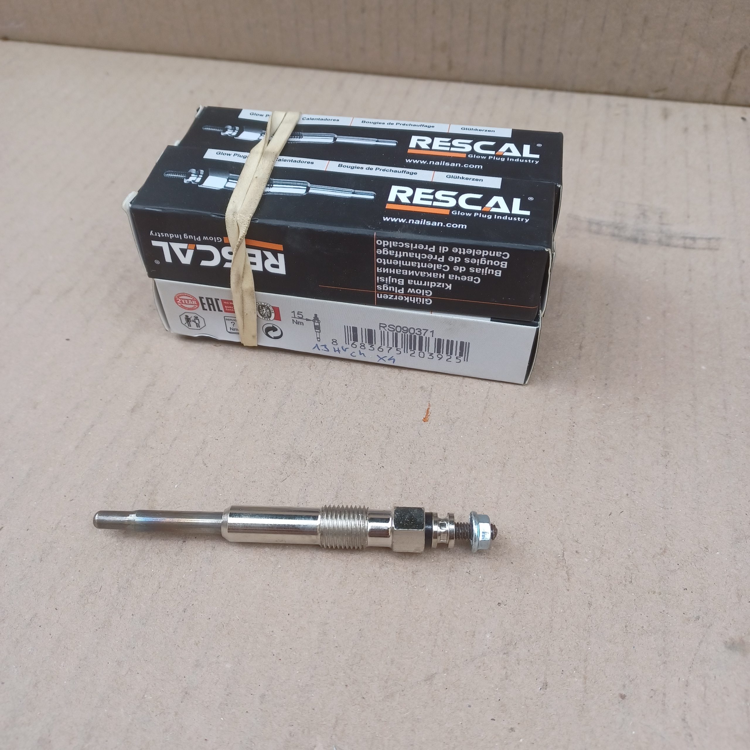 Lot de 4 bougies de préchauffage Citroen AX Peugeot 106 1.4D Renault Master I Trafic I 2.5D Arrivages Auto Pieces