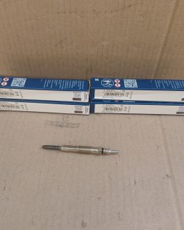 Lot de 4 bougies de préchauffage Renault Clio II 1.9D Kangoo I 1.9D Megane I 1.9D Trafic I 1.9D Arrivages Auto Pieces