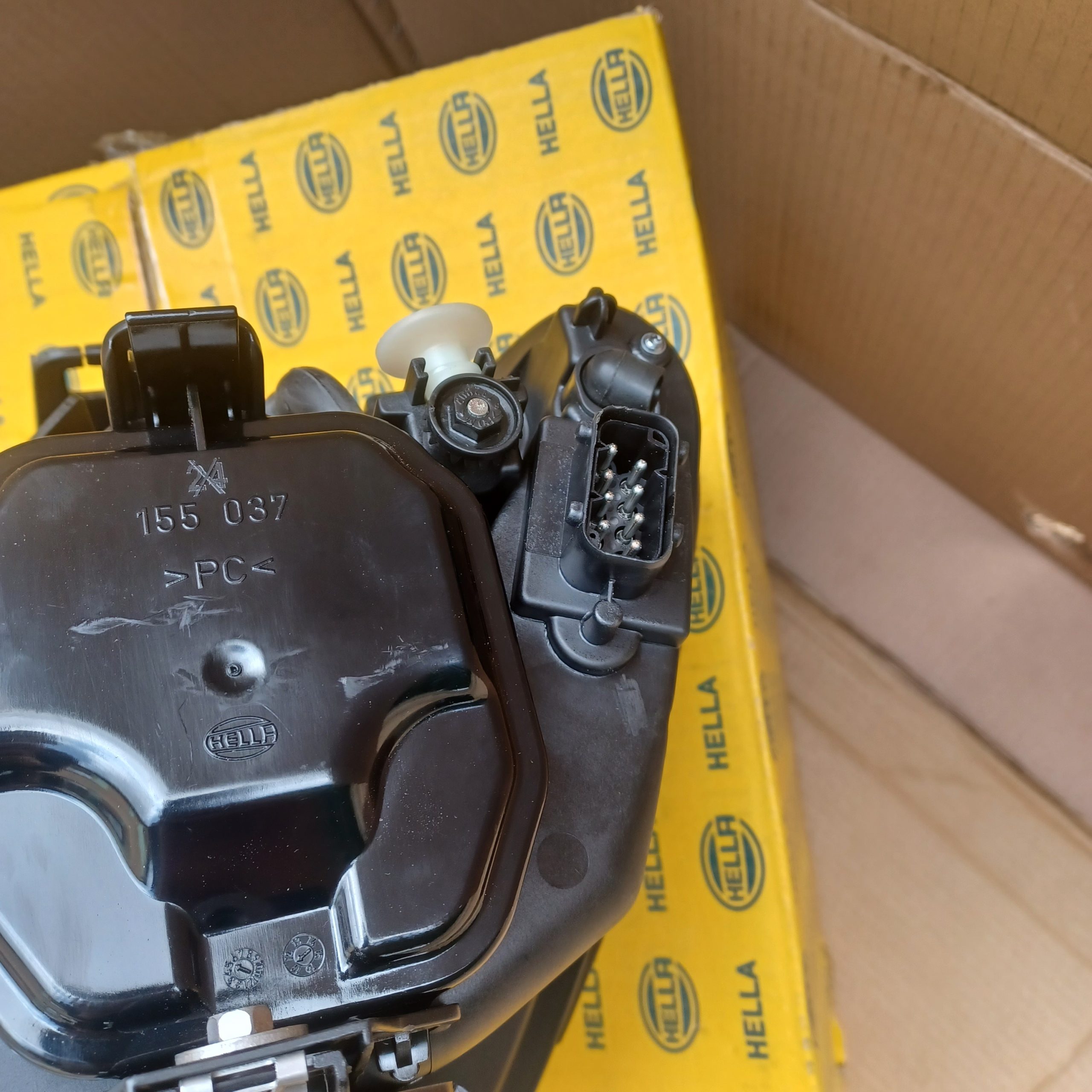 Neuf Hella Phare Droit Xénon BMW E65 E66 E67 Phase 2 Arrivages Auto Pieces