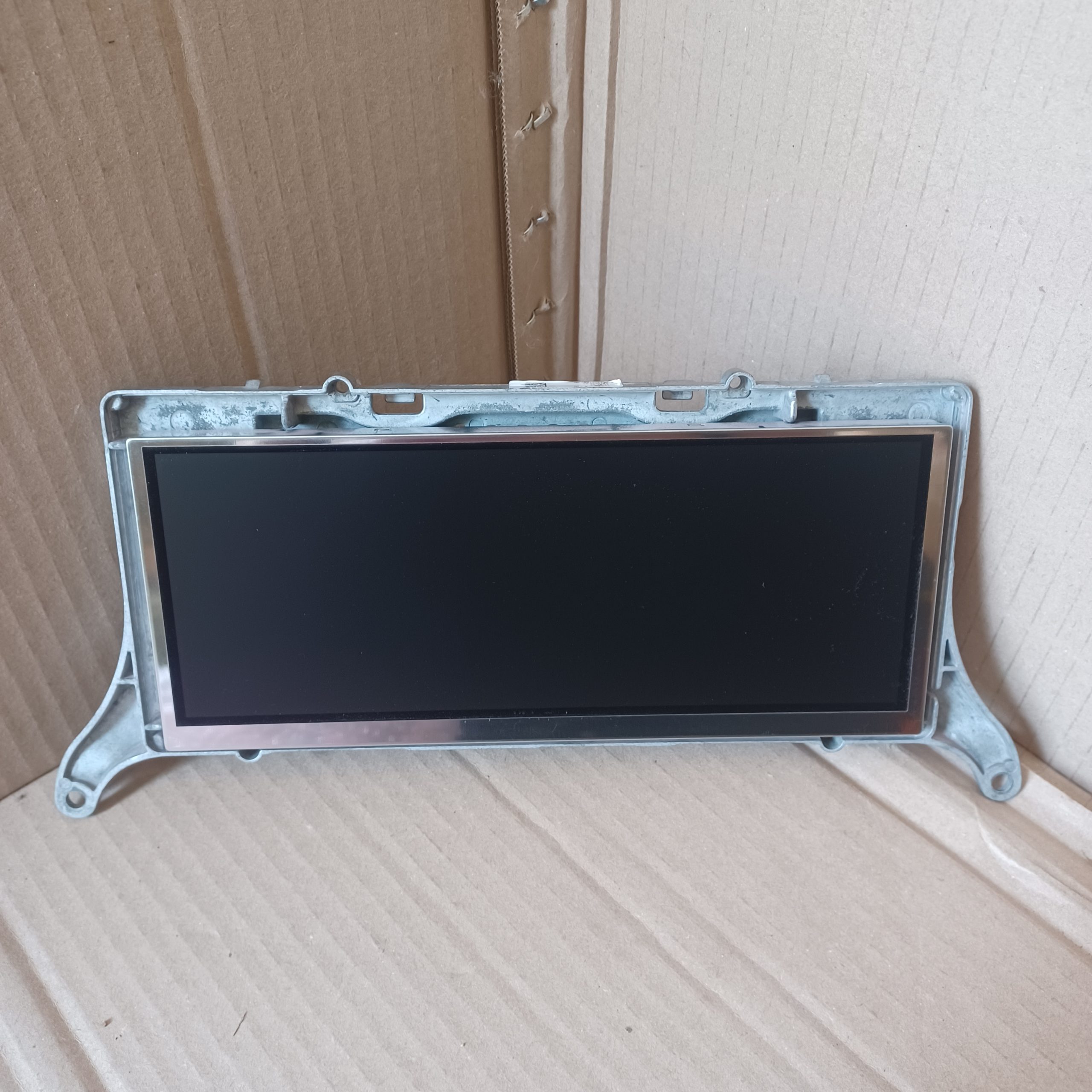 Ecran navigation CID BMW X3 F25 8,8&Prime; Johnson Controls Grand modèle Arrivages Auto Pieces