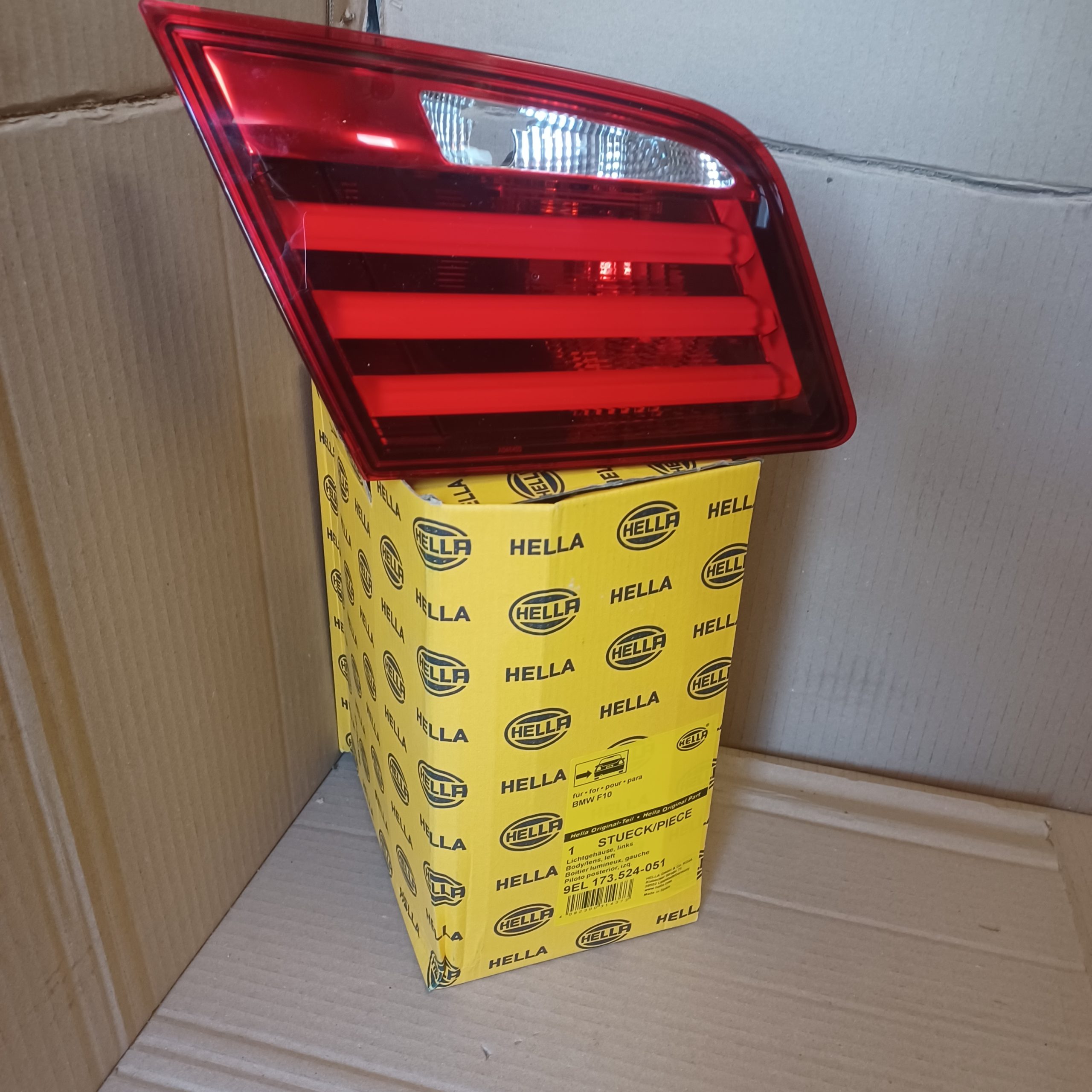 Hella Feu de malle gauche BMW Série 5 F10 Berline Arrivages Auto Pieces