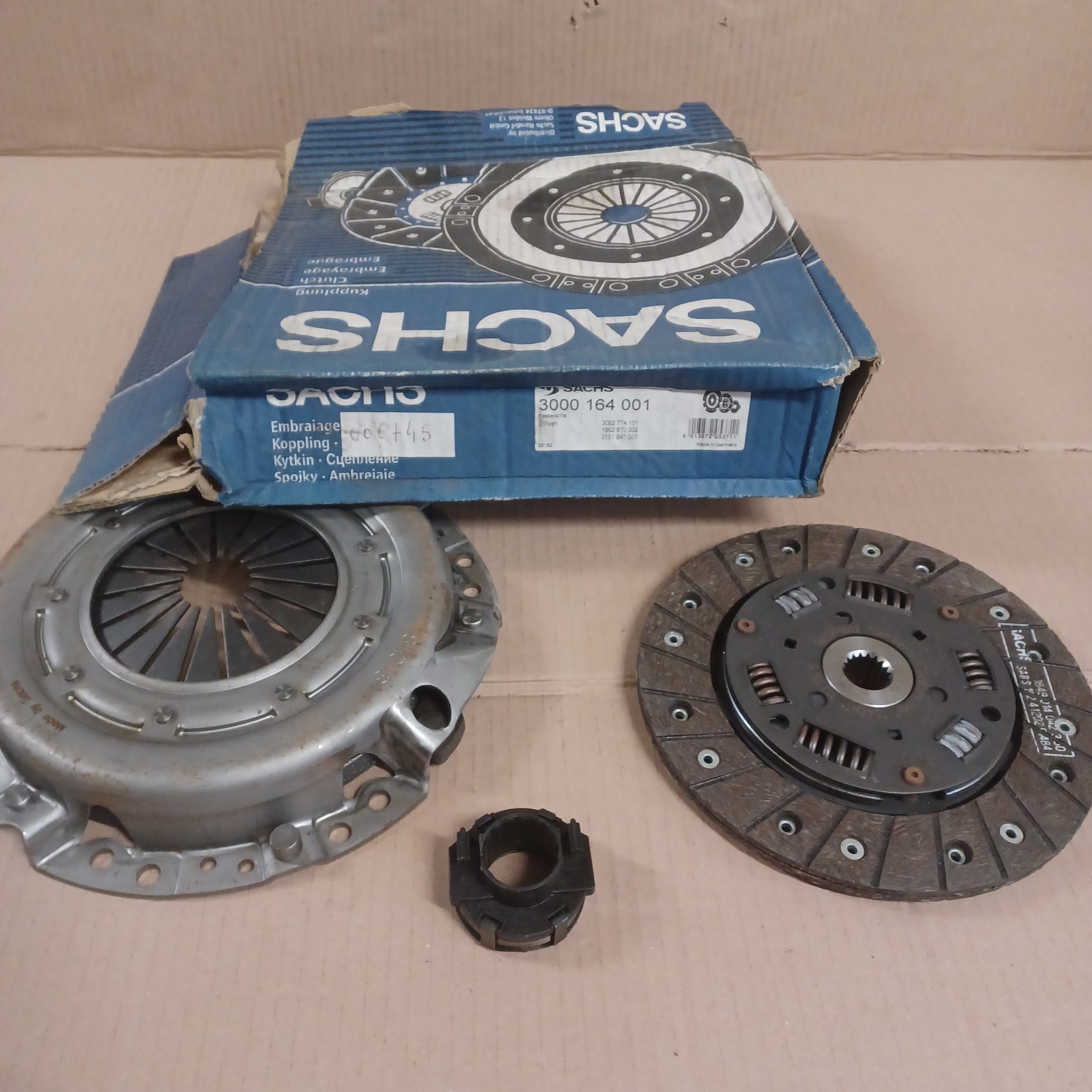 Kit embrayage 3 pièces Peugeot 205 I et II GTI 309 1.9 GTI 405 I 1.6 1.9 Citroen BX 1.9 Gti Visa 1.6 GTI Arrivages Auto Pieces