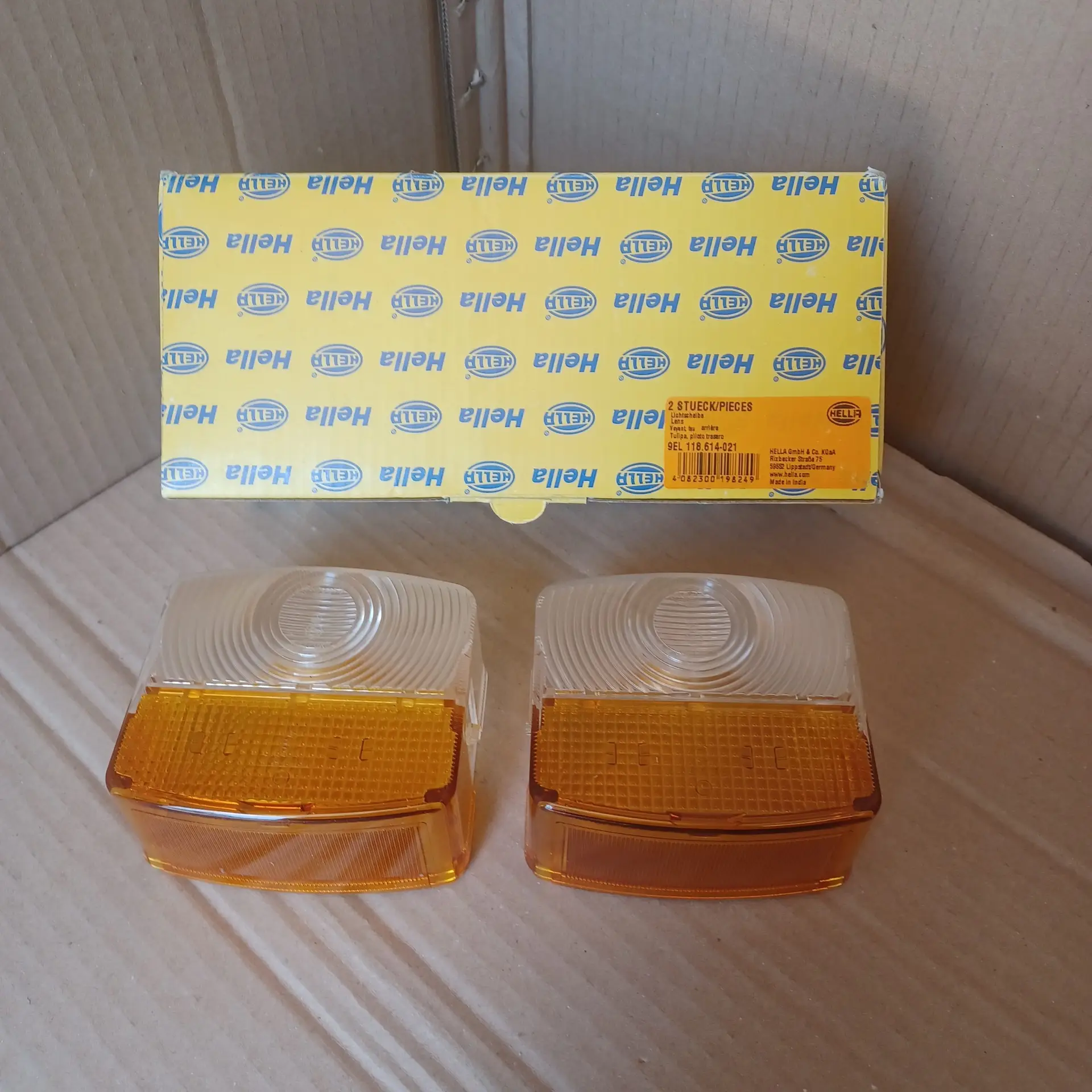 Cabochon feu arriere droit pour tracteur PL 24v sans boite Arrivages Auto Pieces