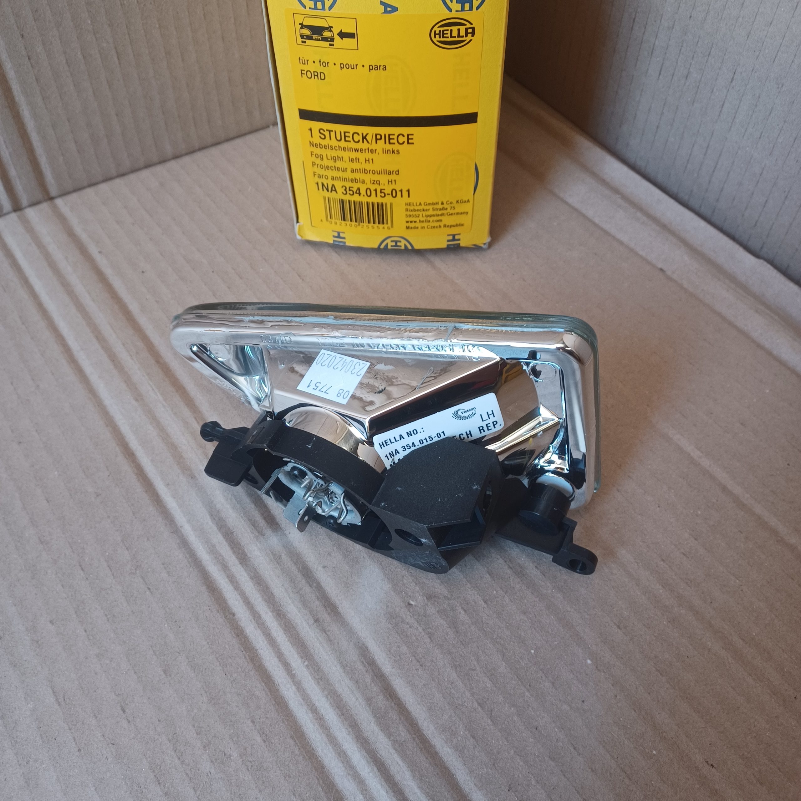 Phare antibrouillard gauche Ford focus MK1 Arrivages Auto Pieces