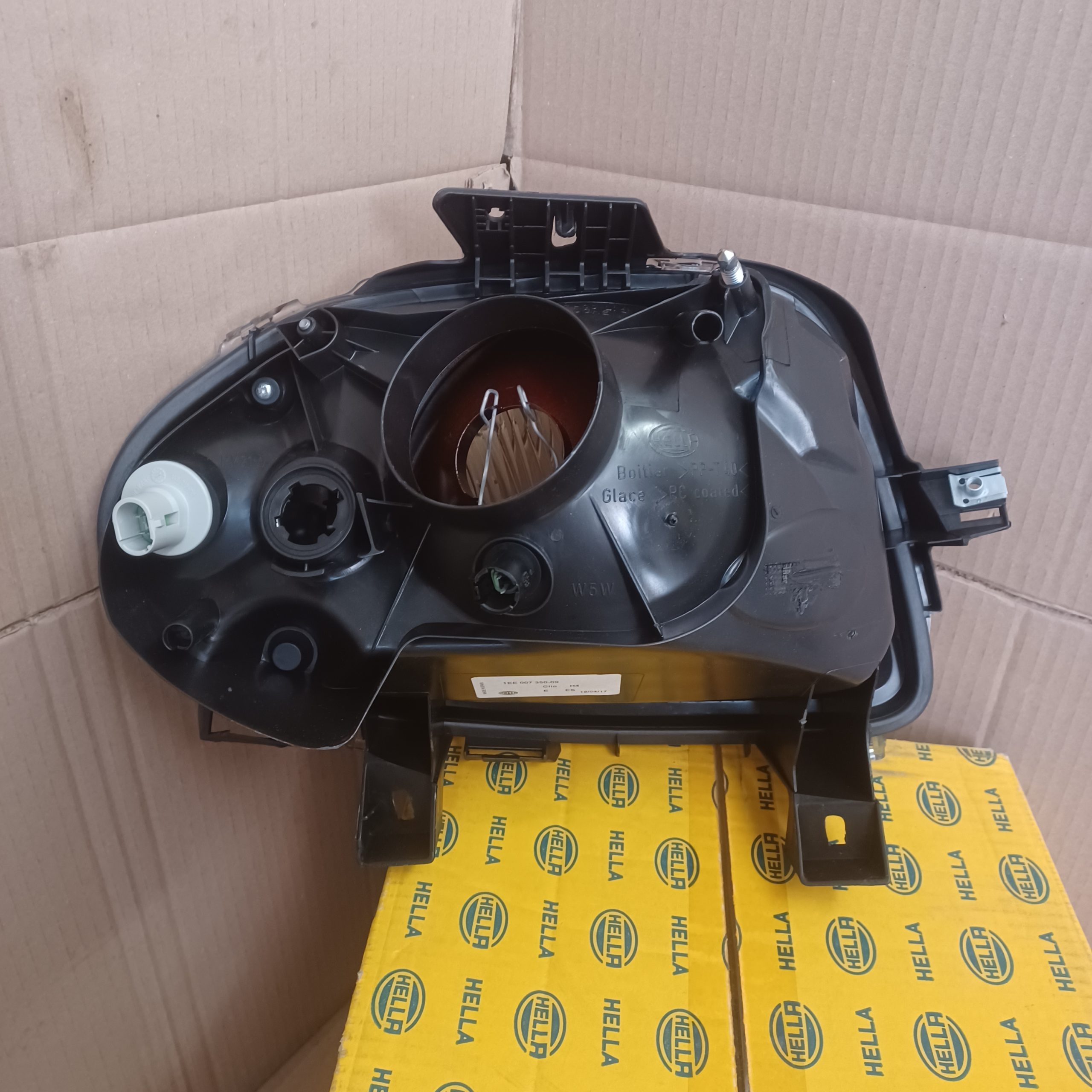 Phare avant gauche Renault Clio II Phase 1 Arrivages Auto Pieces