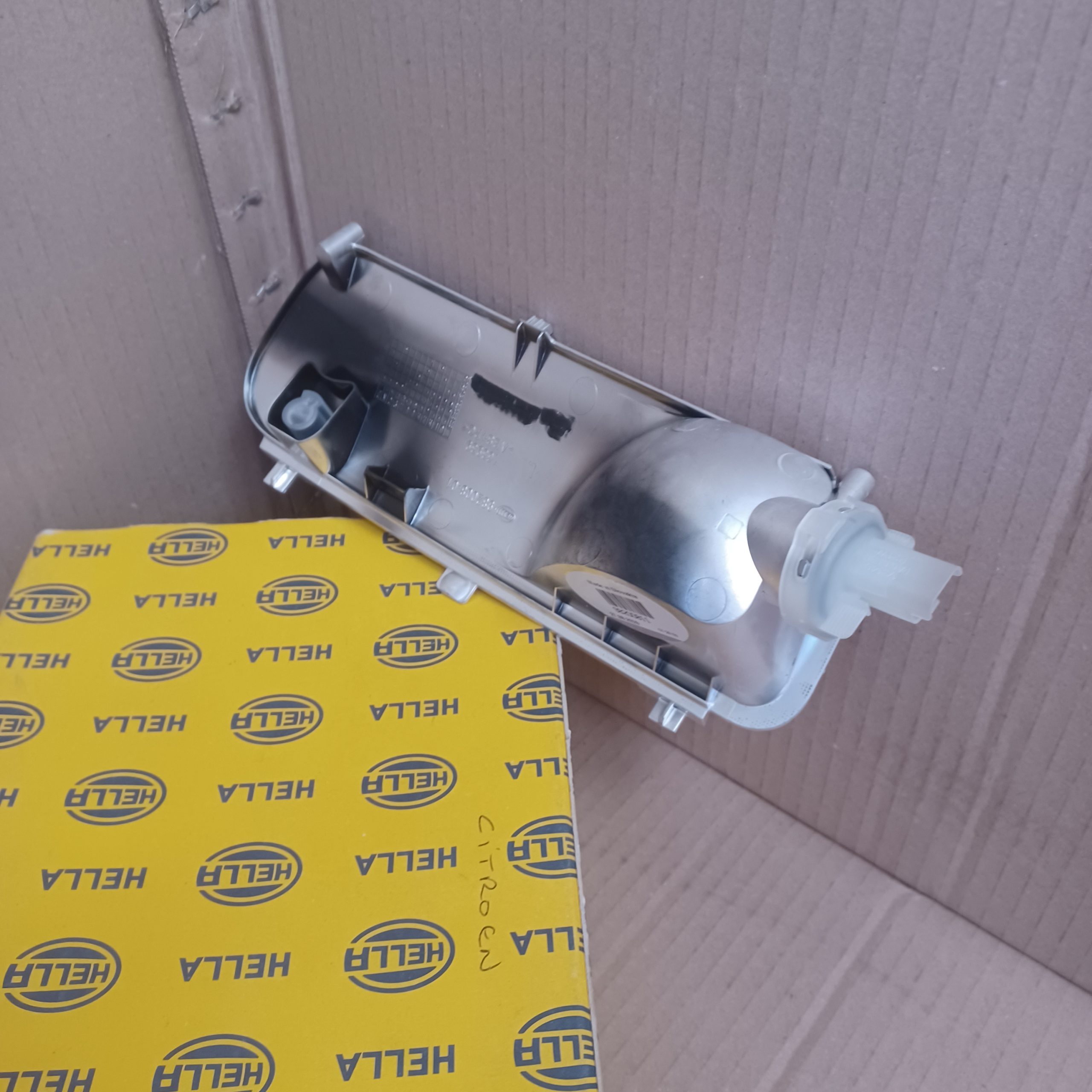 Feu anti brouillard gauche Citroen C4 Picasso I Grand Picasso I Arrivages Auto Pieces