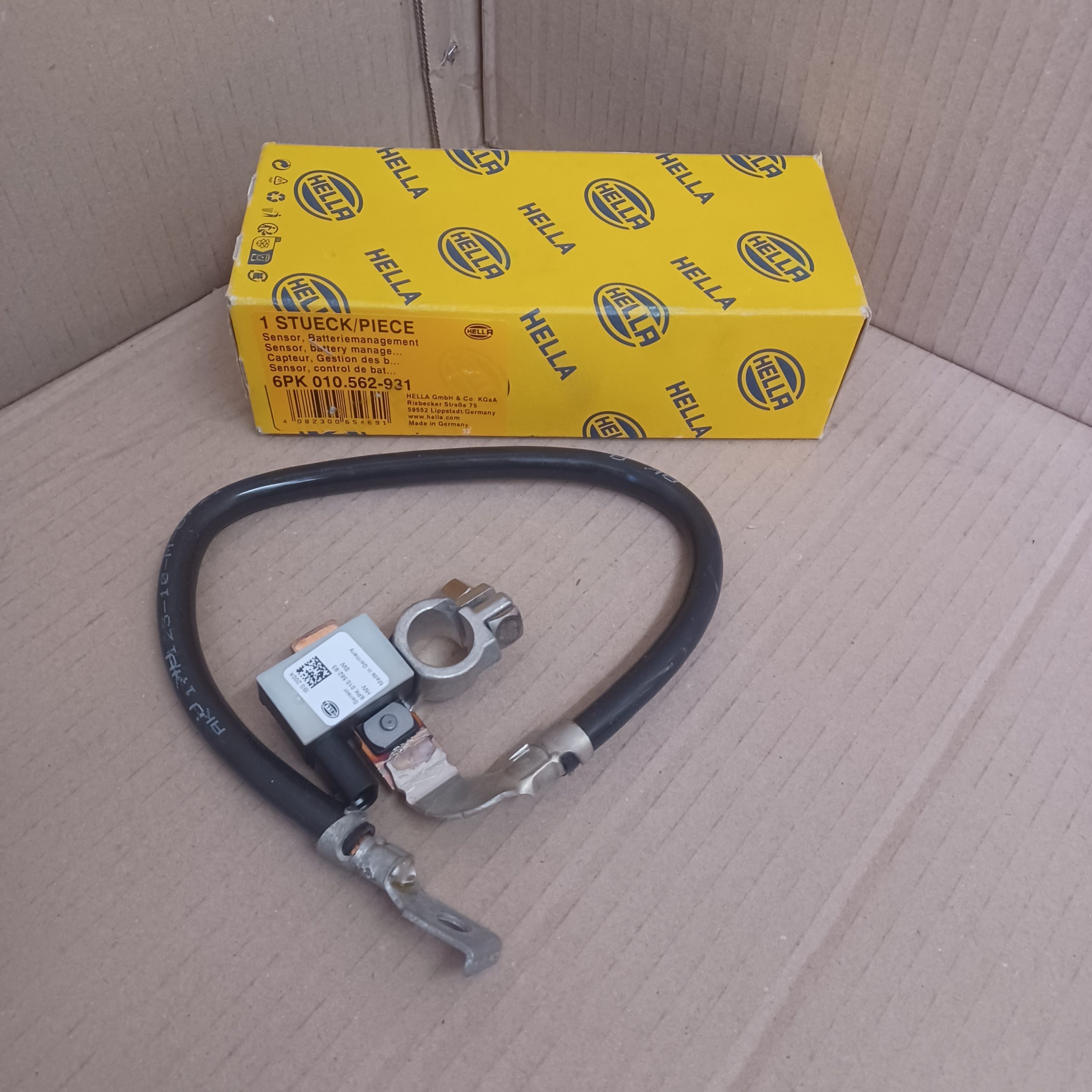 Hella Capteur niveau huile moteur BMW E87 16i 18i 20i E46 16i 18i E90 16i 18i 20i Arrivages Auto Pieces