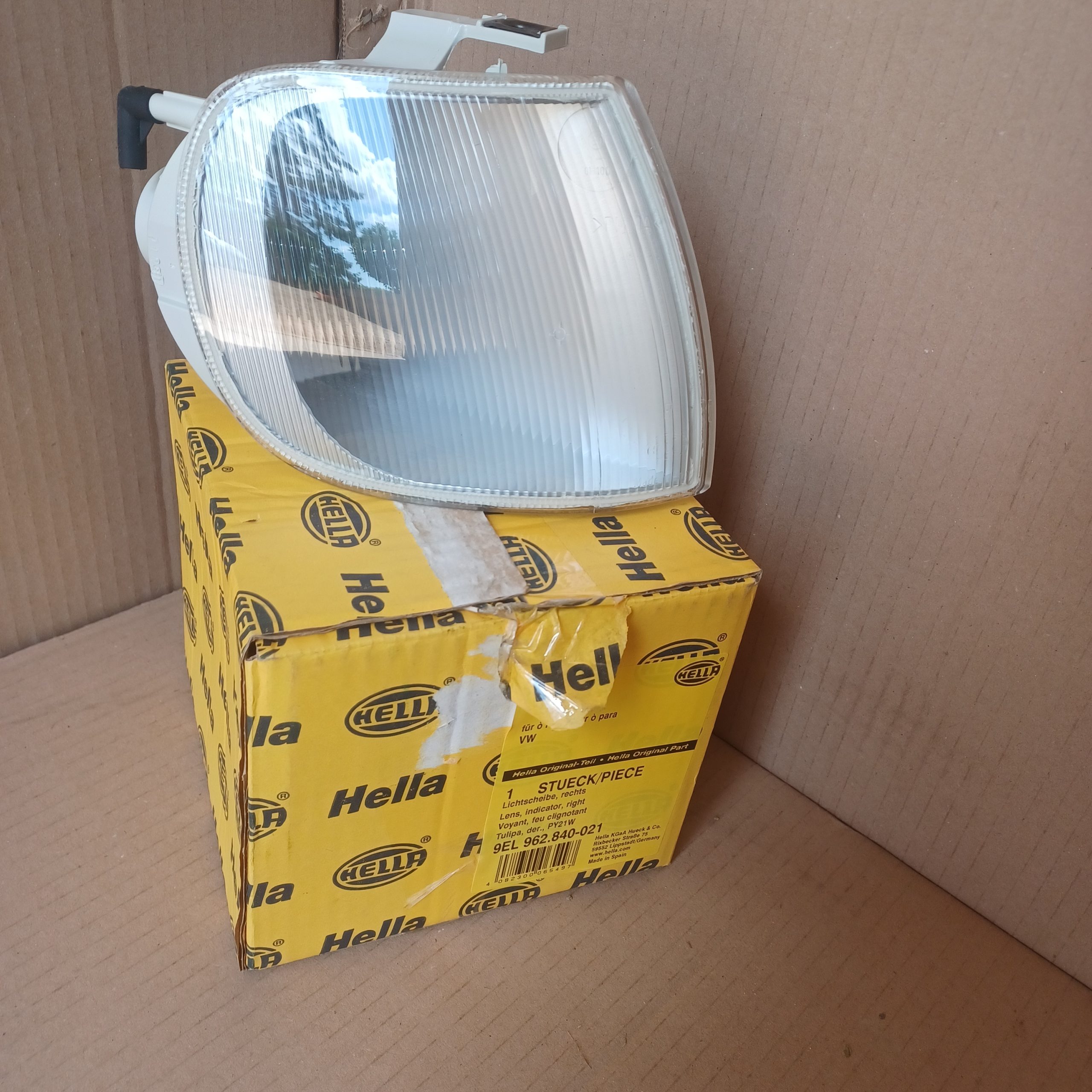 Clignotant droit orange VW Polo III phase 1 6N1 Neuf Hella Arrivages Auto Pieces