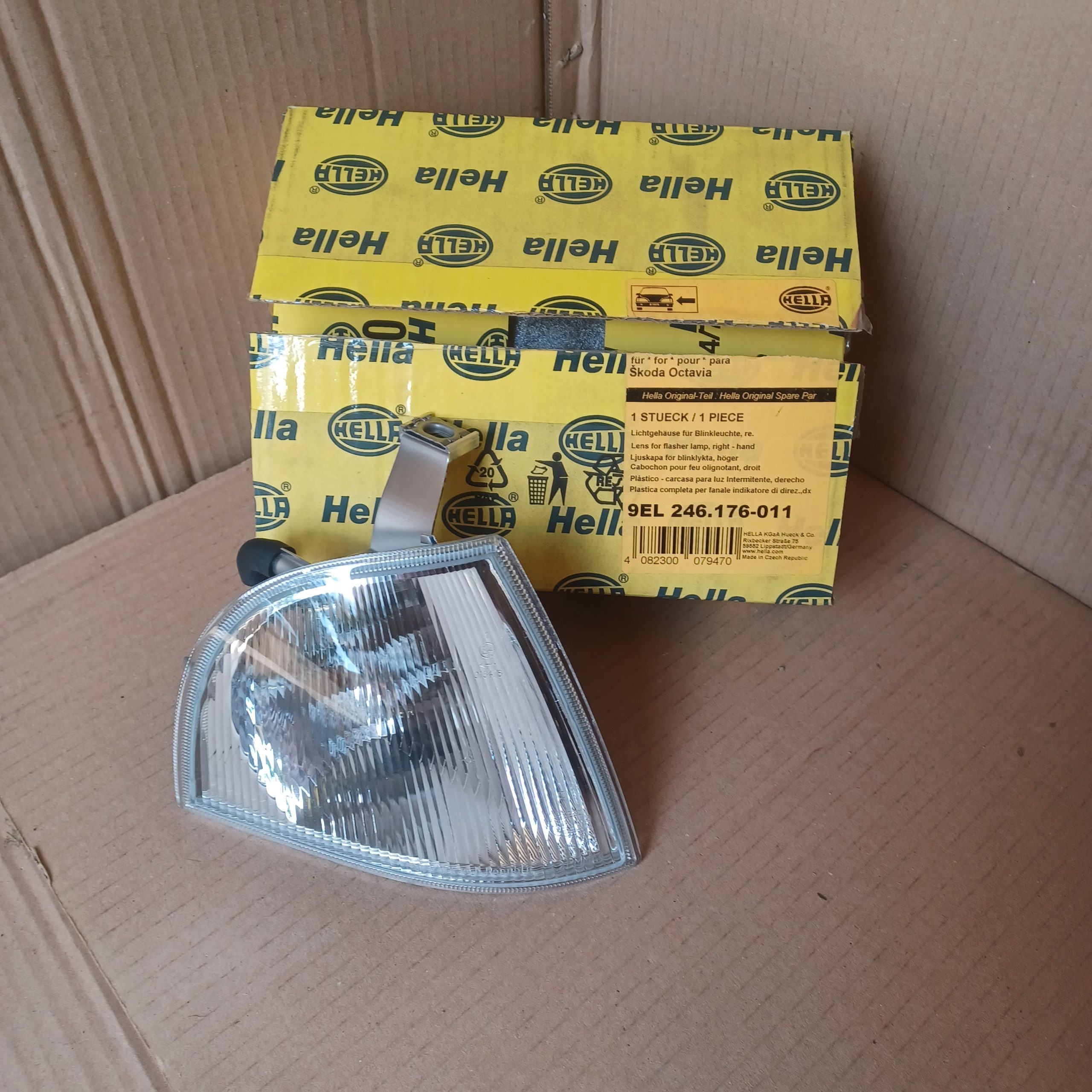 Clignotant droit Skoda Octavia I Hella Neuf Arrivages Auto Pieces