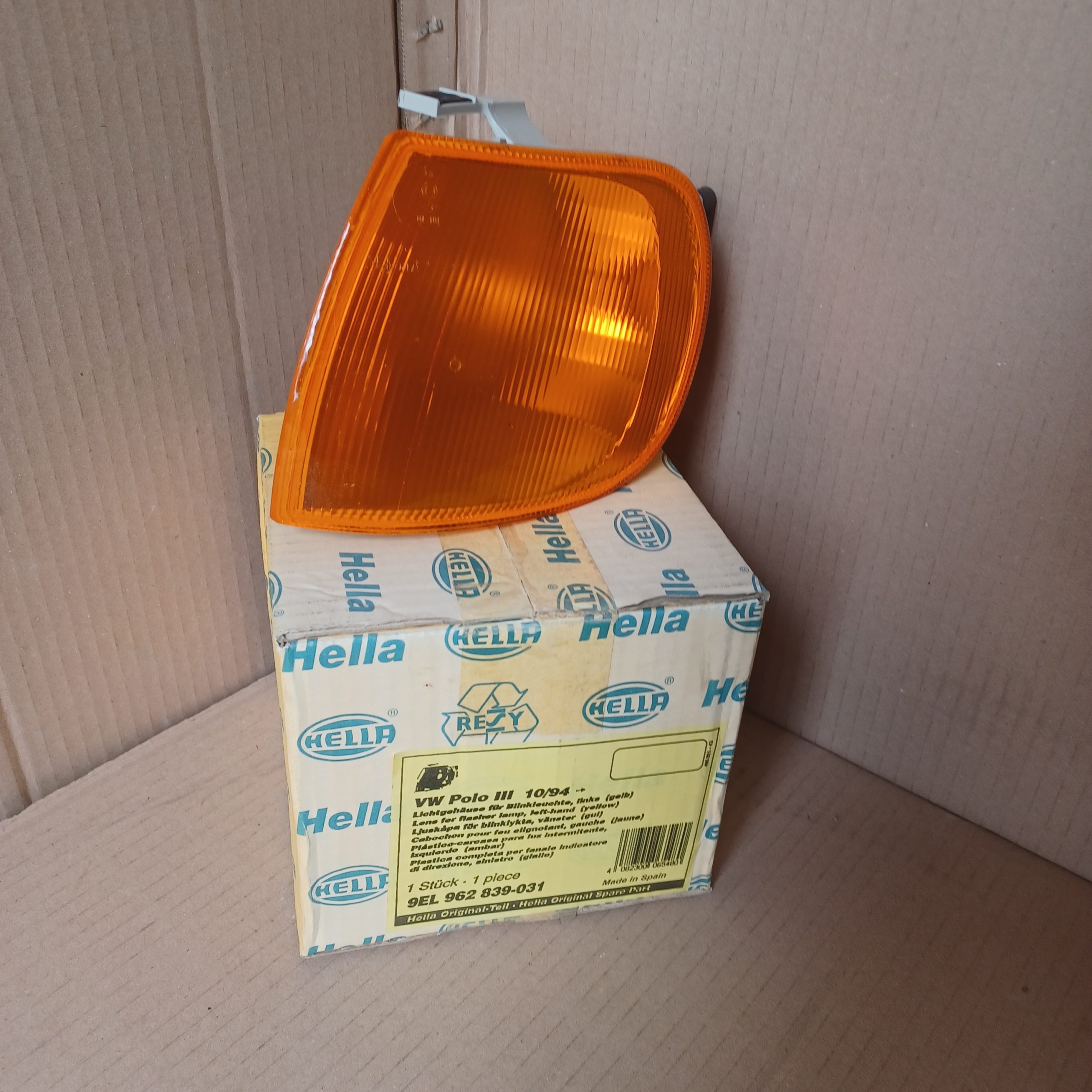 Feu anti-brouillard droit Seat Ibiza II Cordoba I Neuf Hella Arrivages Auto Pieces