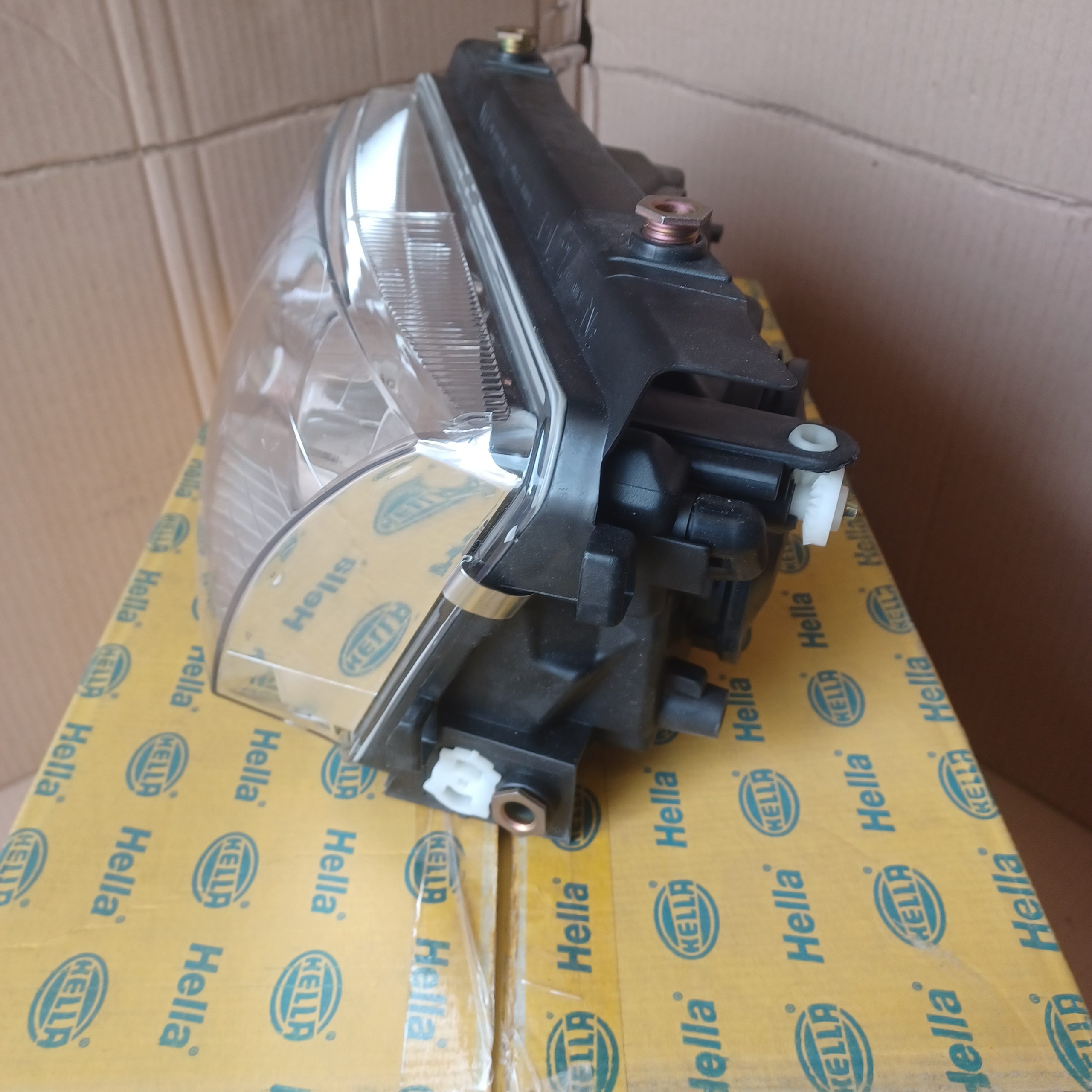 Phare avant gauche VW Passat B5 phase 1 Xénon Break Berline Arrivages Auto Pieces