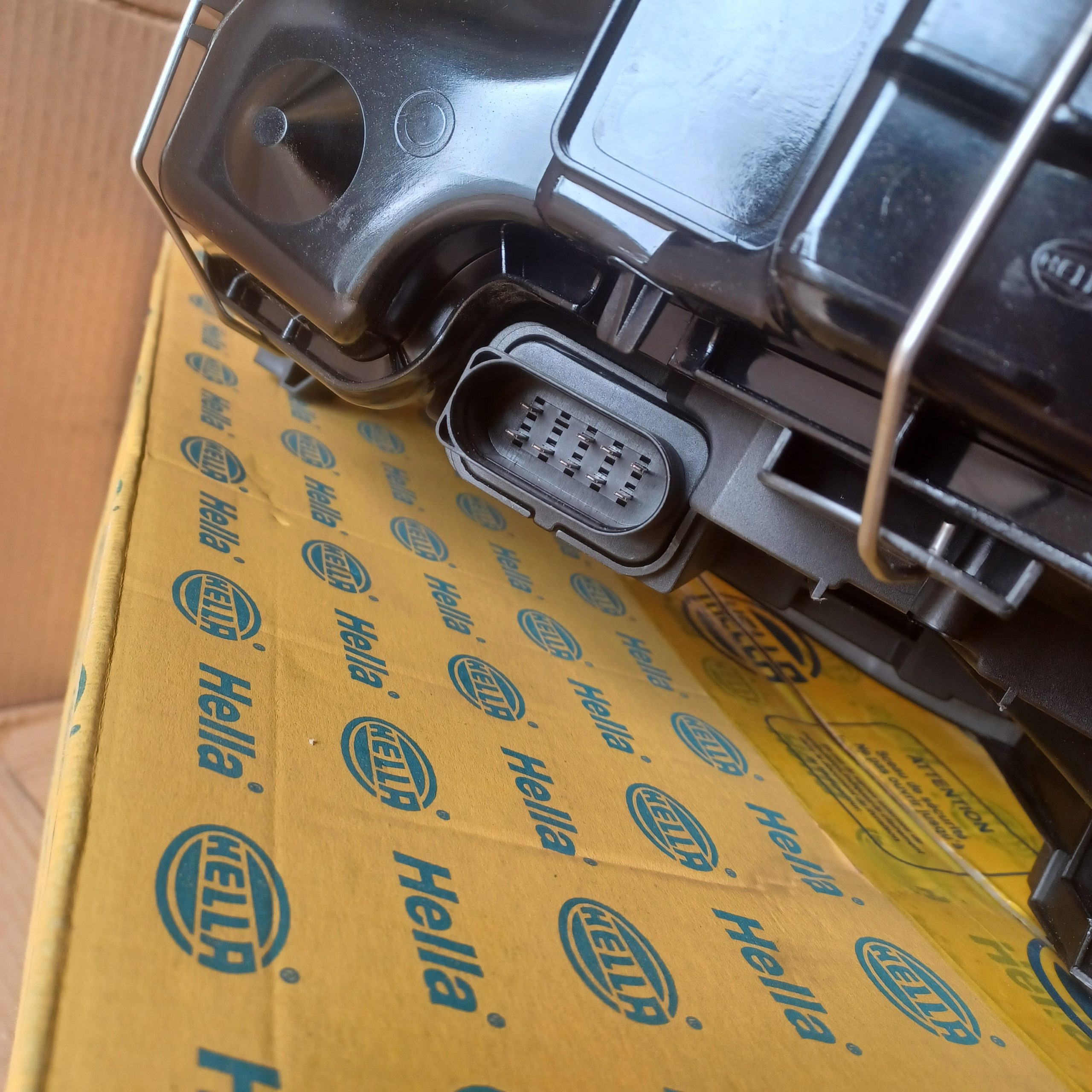 Phare avant droit Audi A6 C5 halogène Break Berline 4B0941004BJ Arrivages Auto Pieces