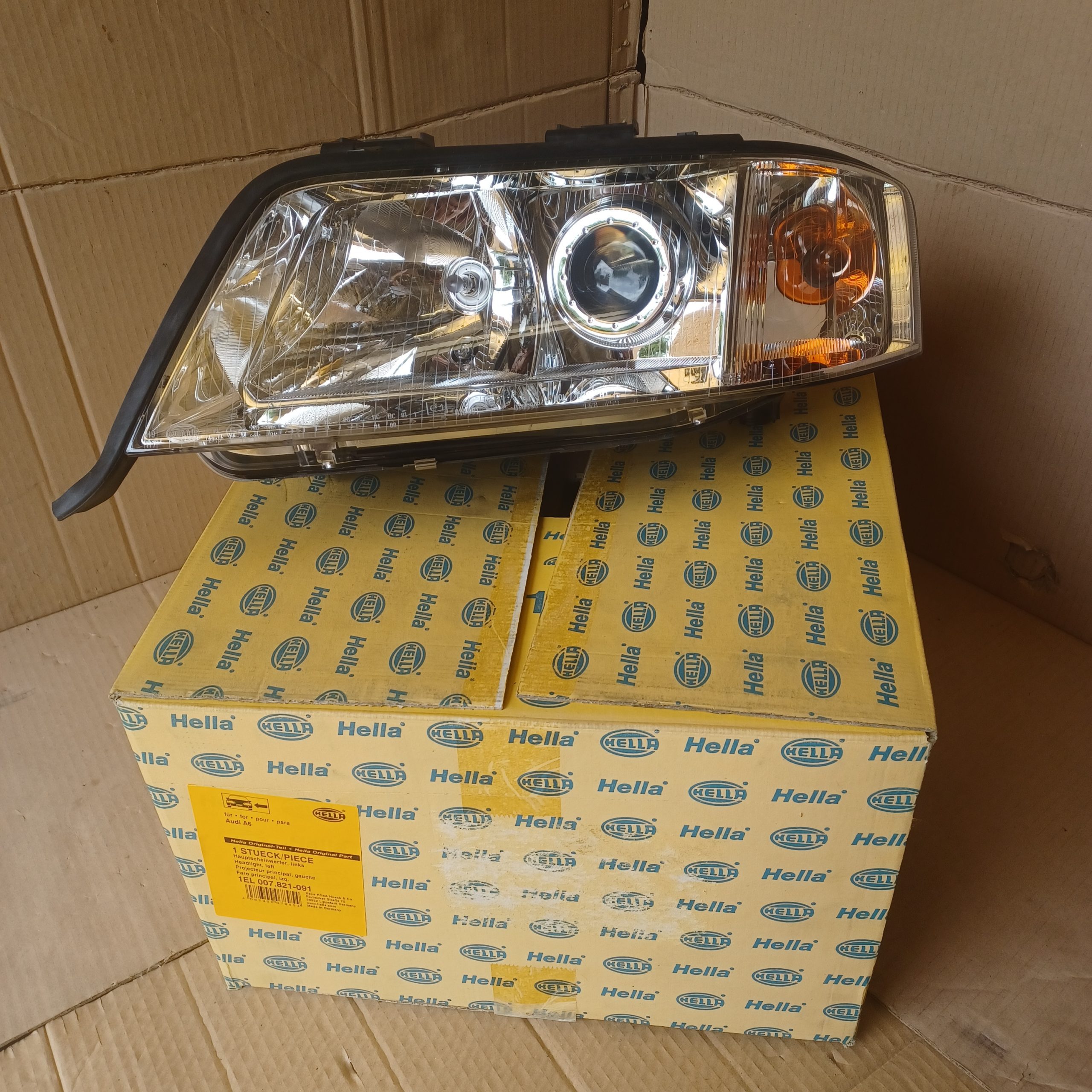 Phare avant gauche Audi A6 C5 Xénon Berline Break 4B0941003AA / M Arrivages Auto Pieces