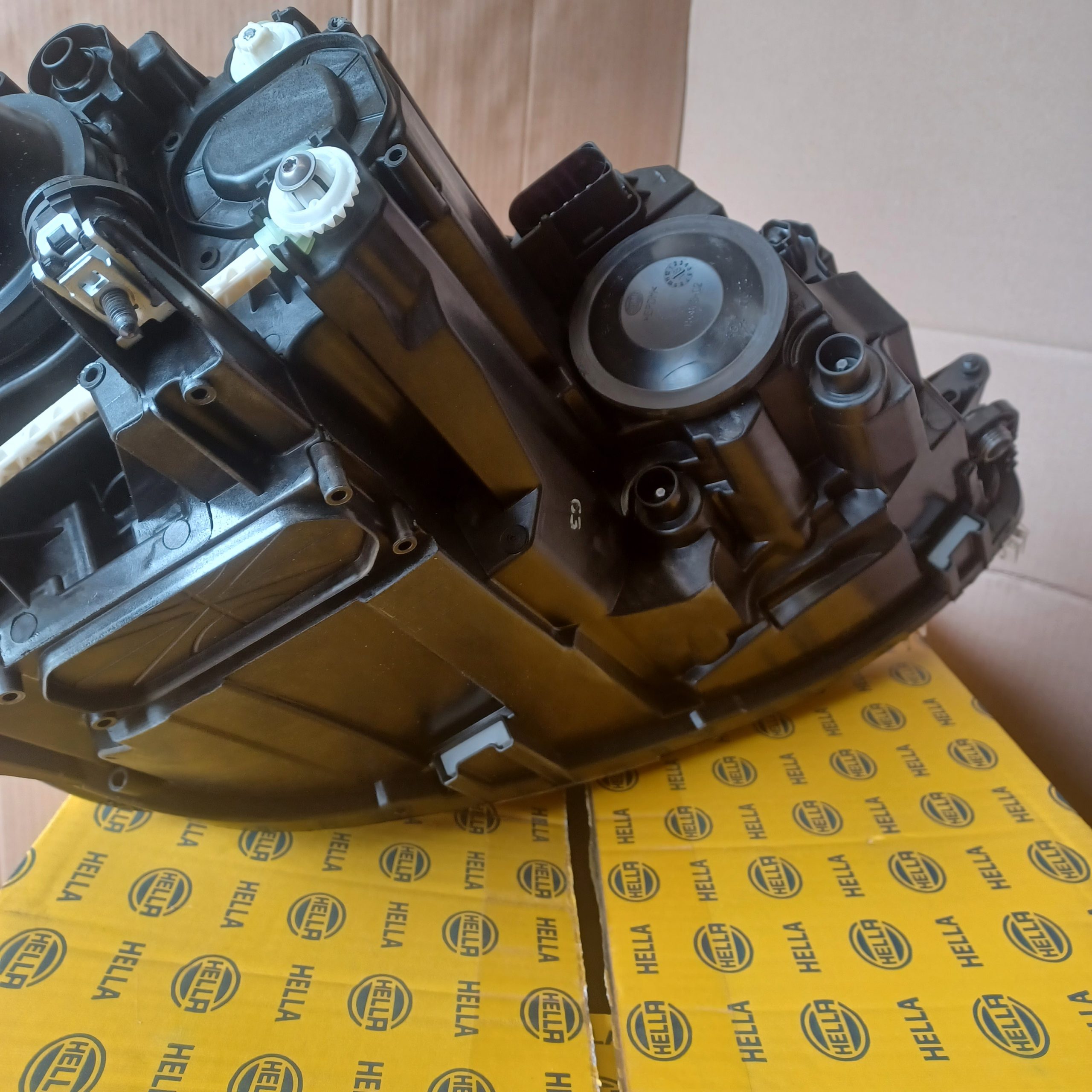 Phare avant gauche VW Golf VII Halogène 5G1941005D Arrivages Auto Pieces