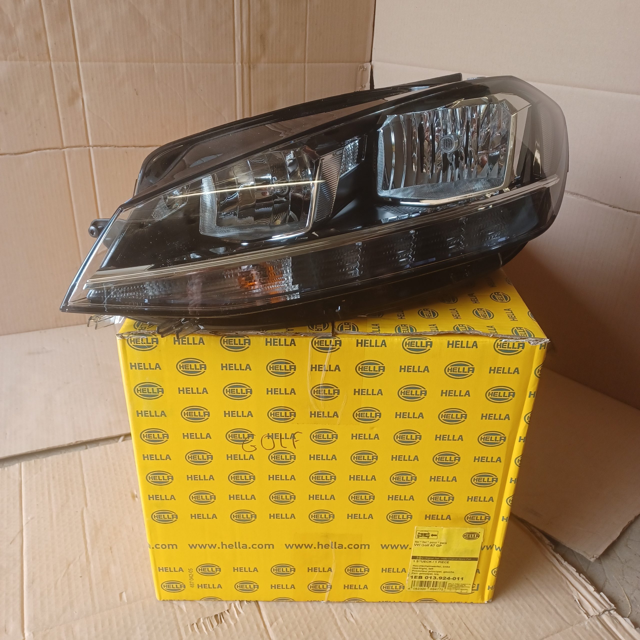 Phare avant gauche VW Golf VII Halogène 5G1941005D Arrivages Auto Pieces