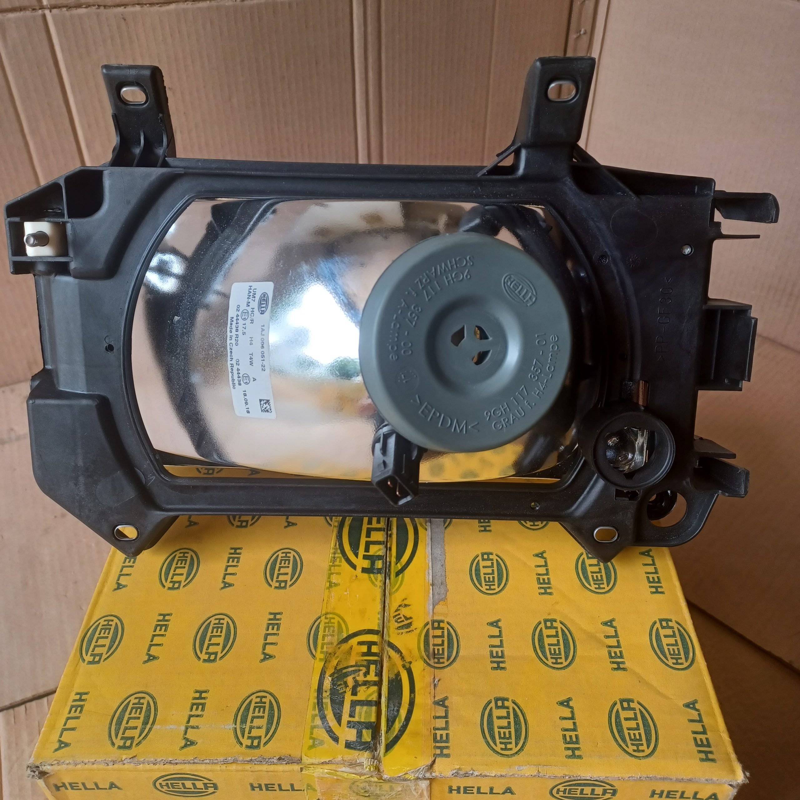 Phare avant droit VW T4 Nez Court Léger voile à l&rsquo;intérieur Arrivages Auto Pieces