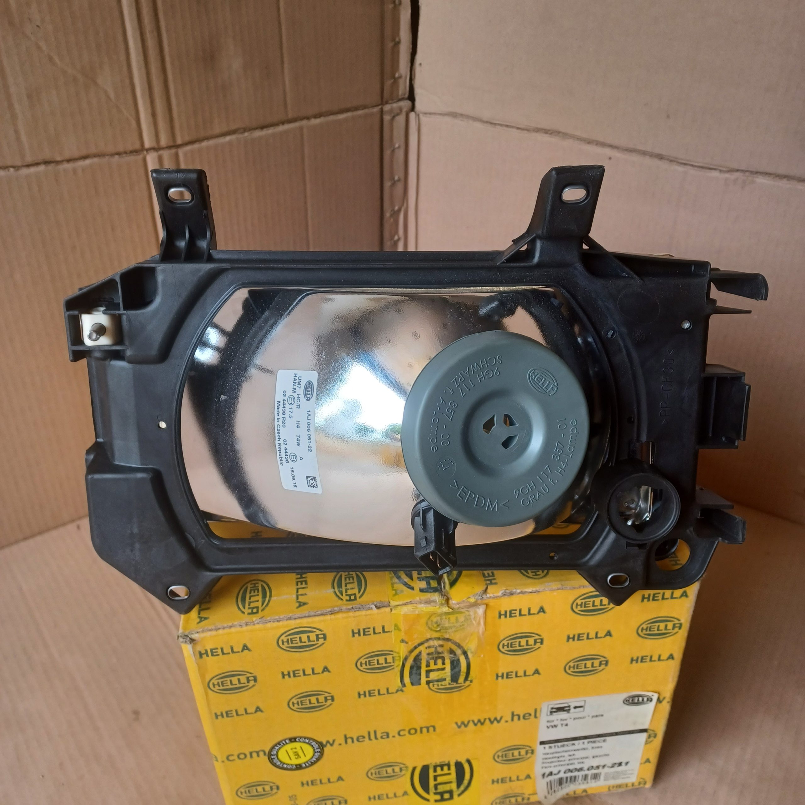 Phare avant droit VW T4 Nez Court Léger voile à l&rsquo;intérieur Arrivages Auto Pieces