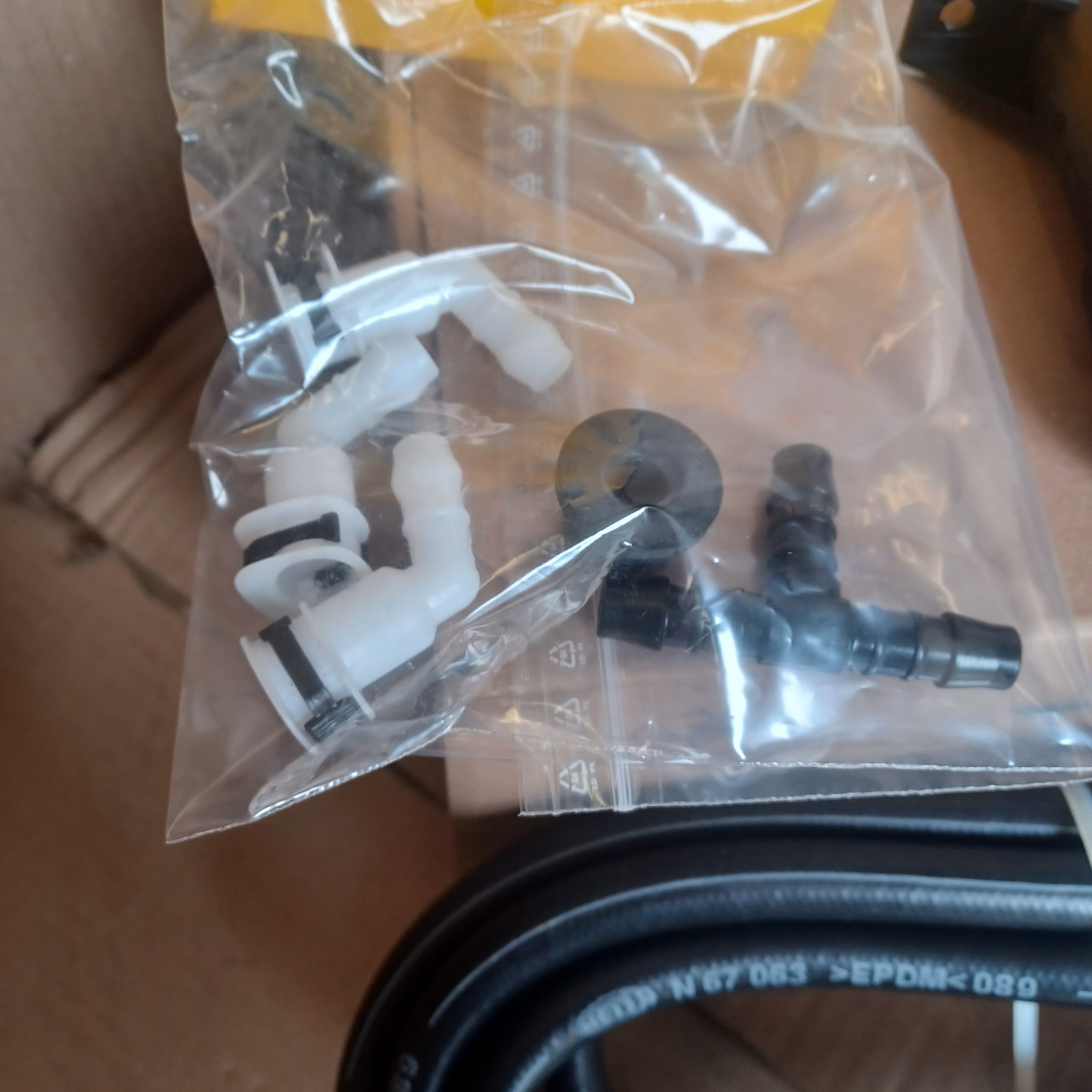 Kit Lave-phares complet Iveco Stralis 2002-2018 Arrivages Auto Pieces