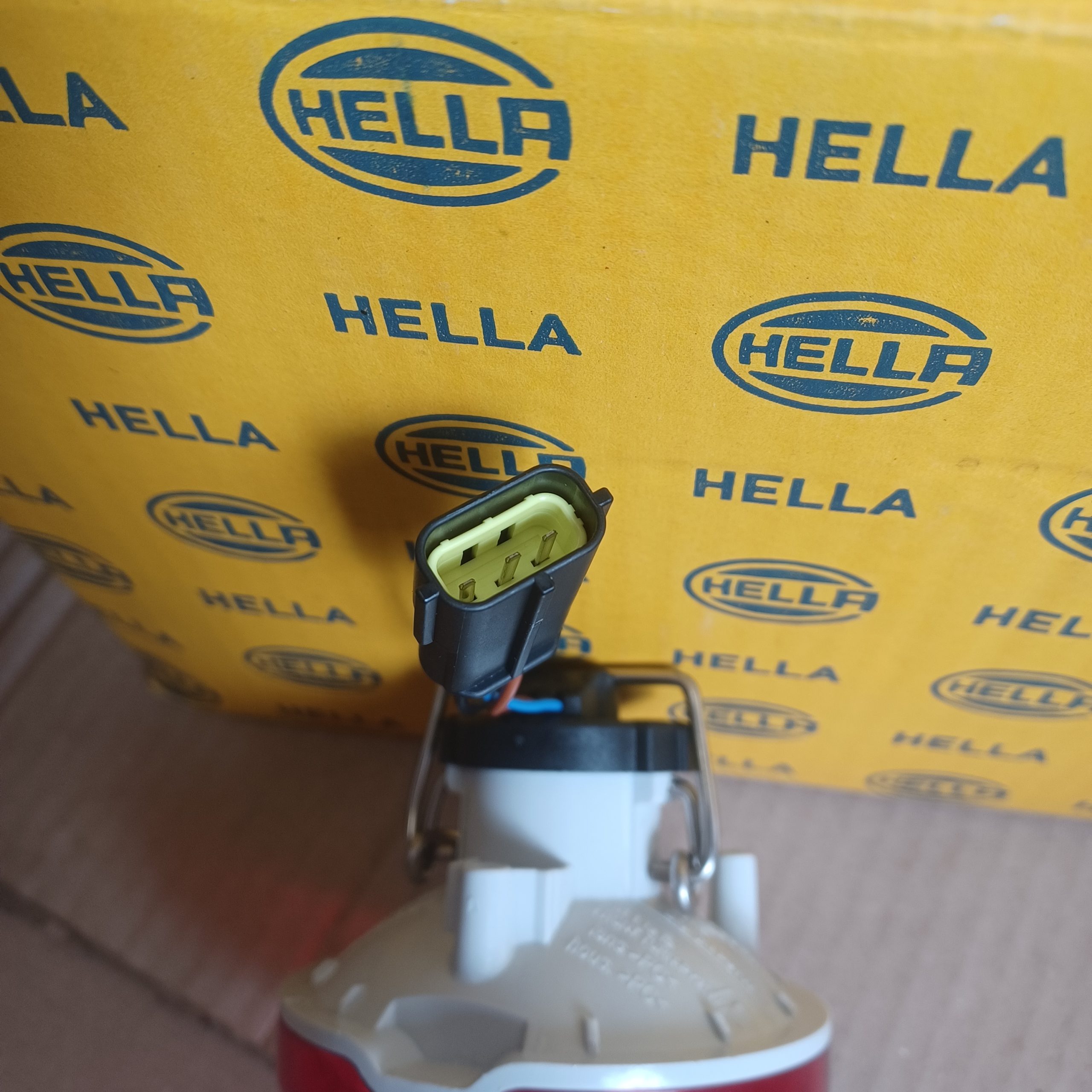 Feu position / stop 24v poids lourd DAF Ziegler VDL diamètre 90mm Arrivages Auto Pieces