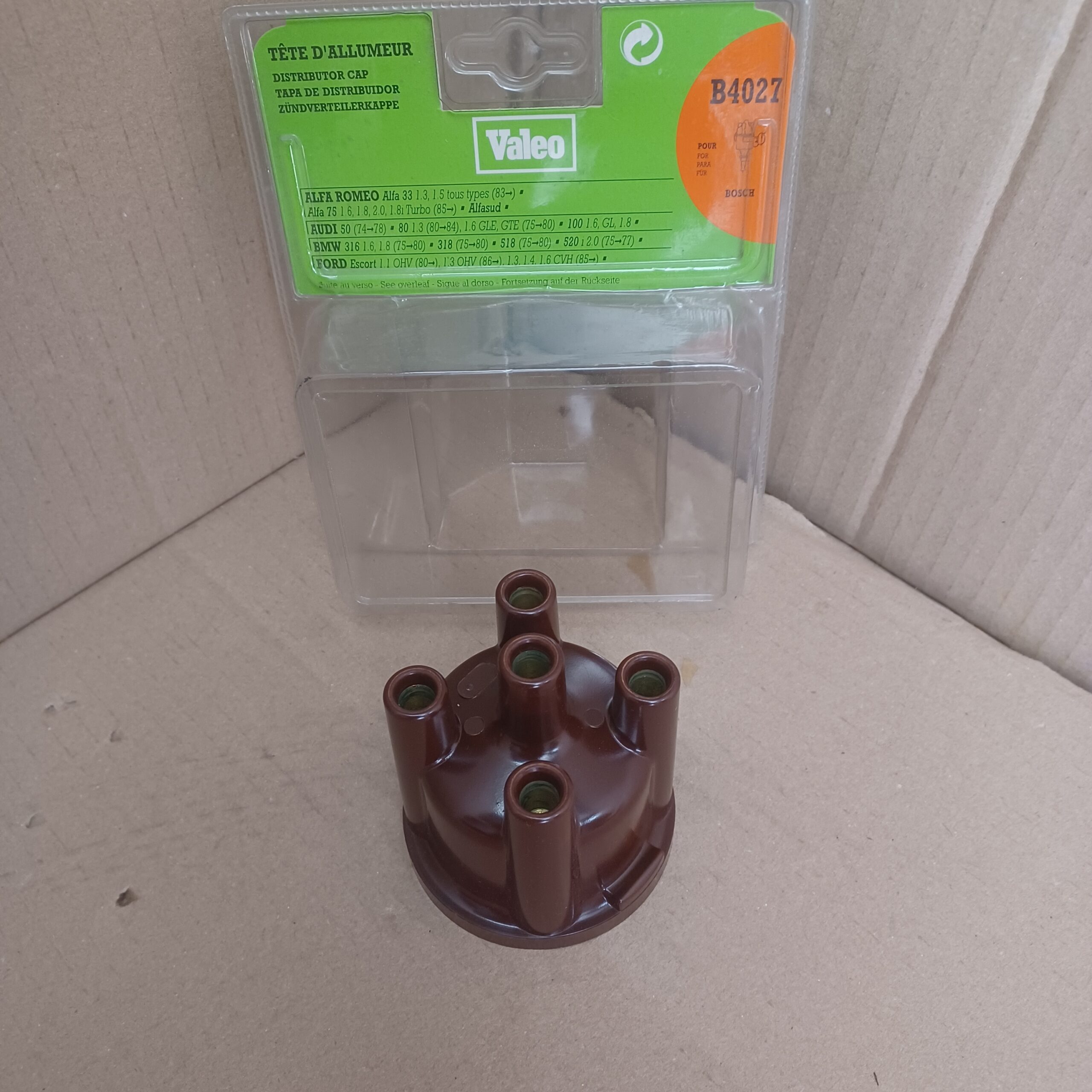 Tête d&rsquo;allumeur + doigt Alfa GTV Spider Ford Fiesta Granada Bosch Arrivages Auto Pieces