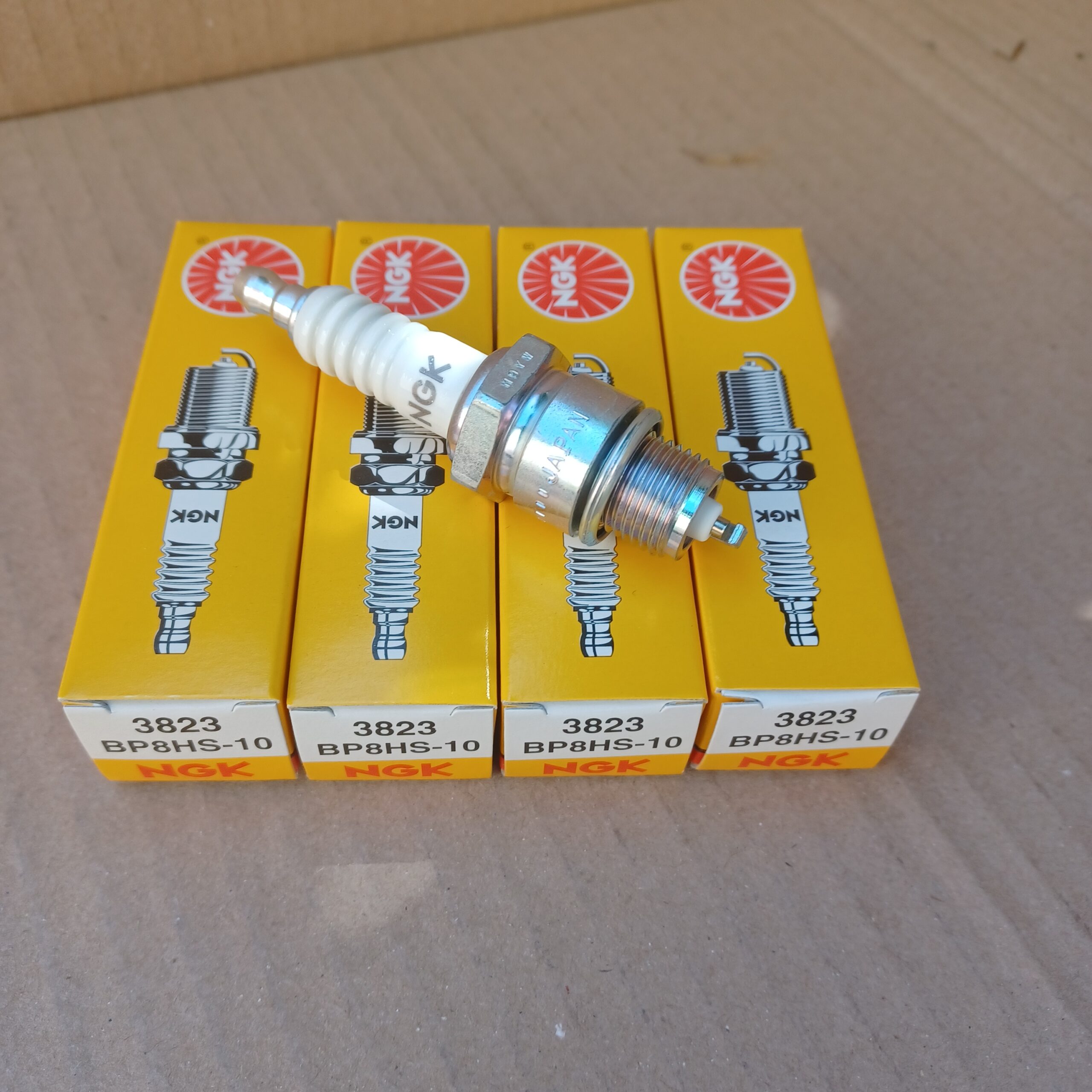 6 bougies d&rsquo;allumage Peugeot Vogue KTM 80 RLW RSL Arrivages Auto Pieces