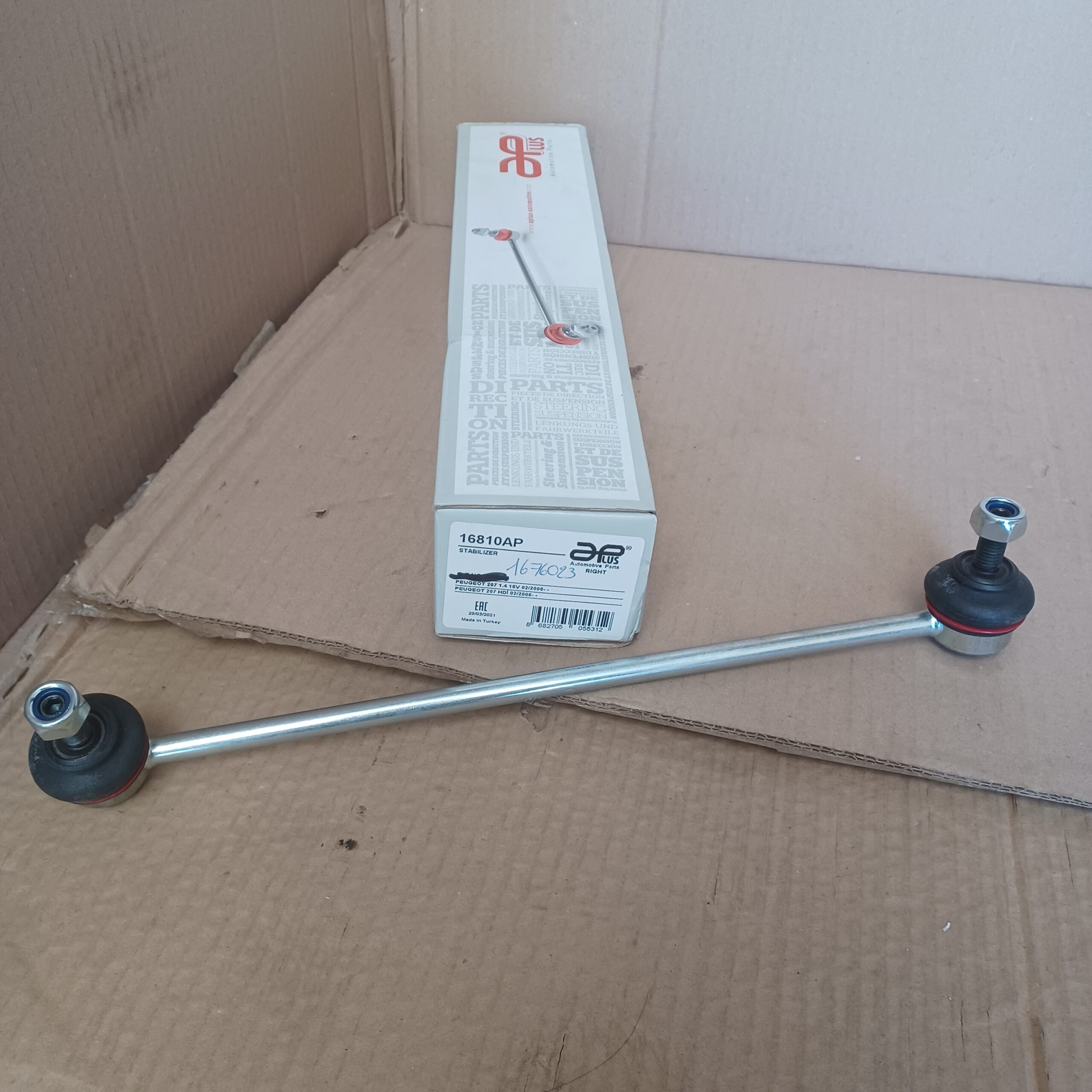 A (742) biellette de barre stabilisatrice Droite Peugeot 207 208 Citroen DS3 C3 II Arrivages Auto Pieces