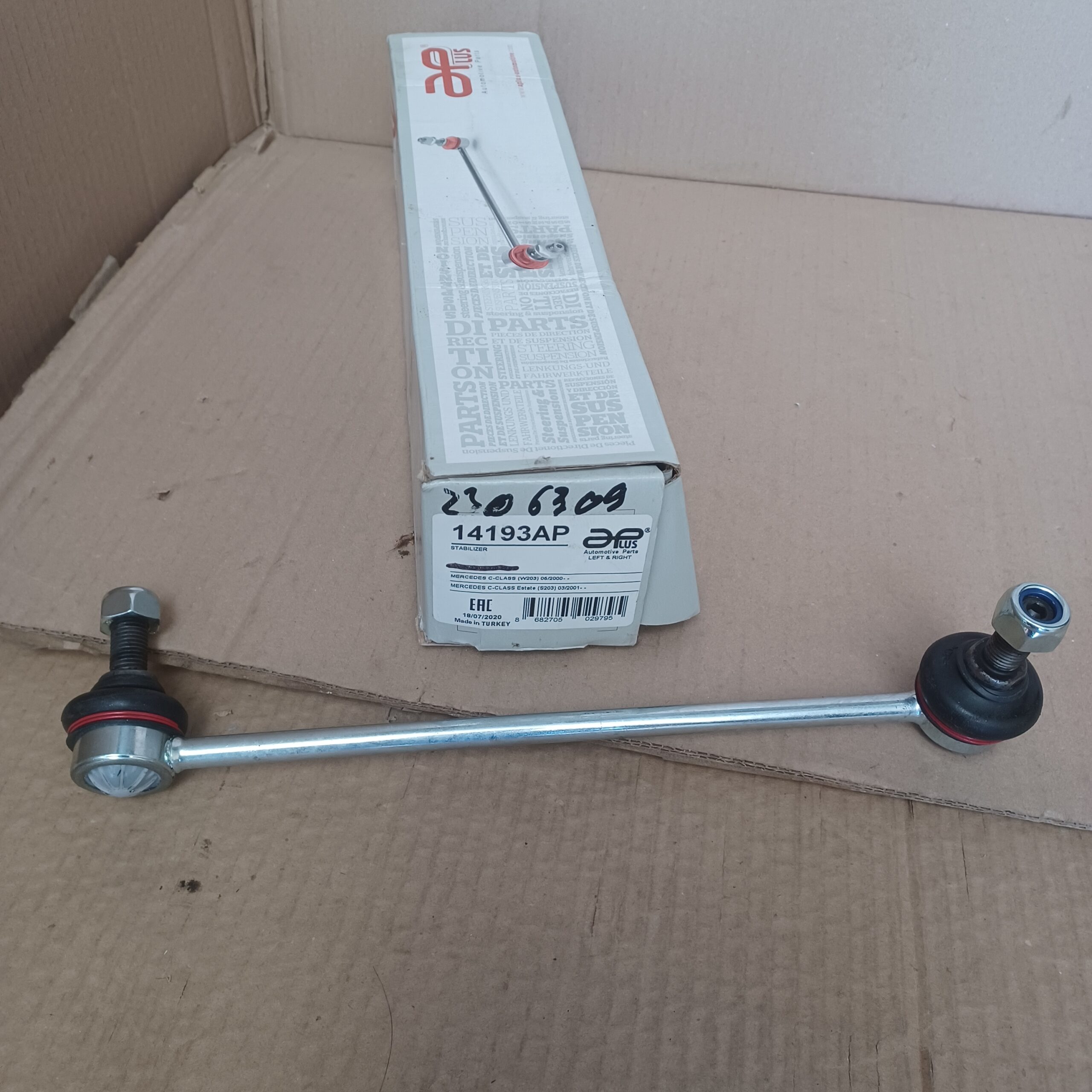 biellette de barre stabilisatrice avant G ou D Mercedes C W203 S203 CL203 C209 Arrivages Auto Pieces