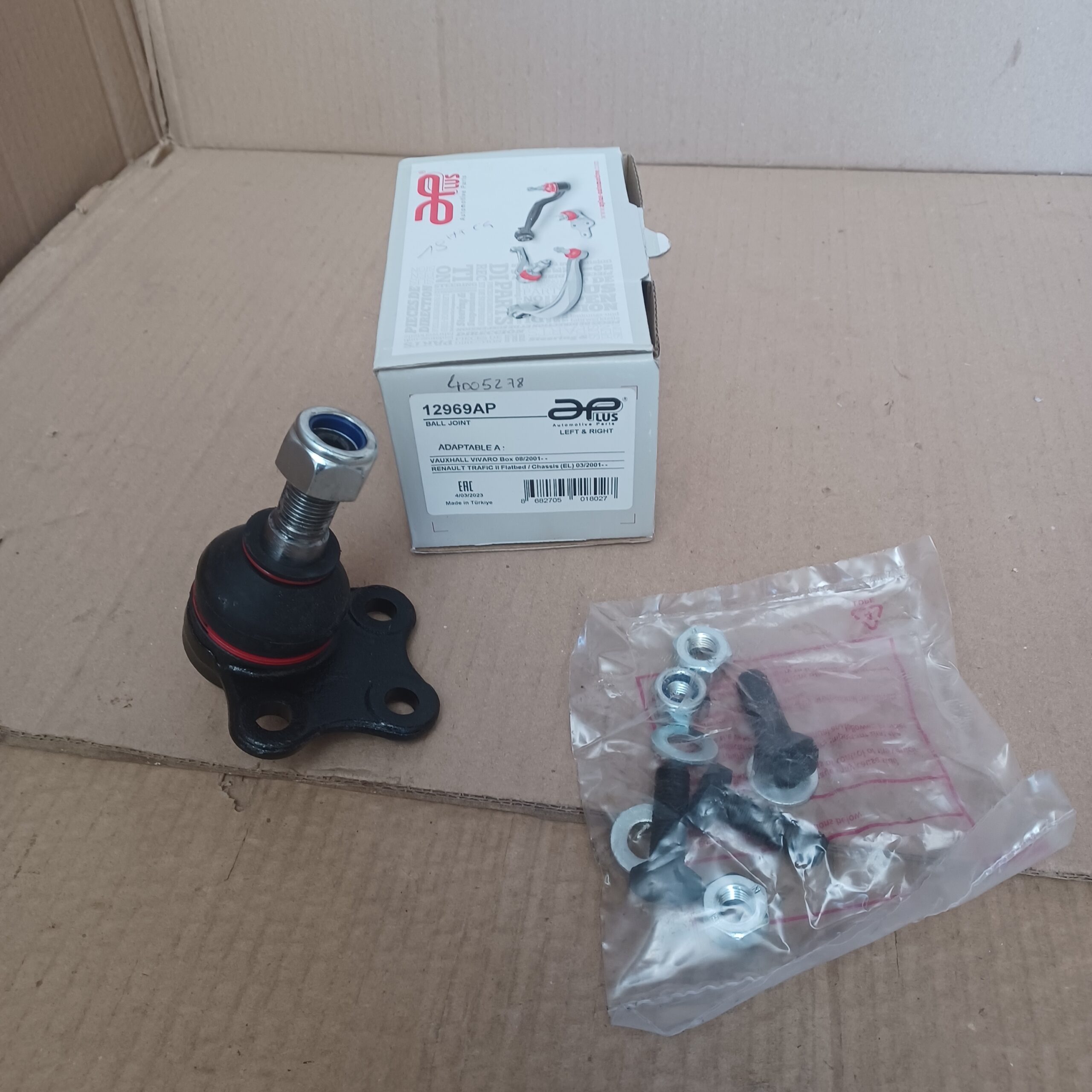 Lot de 2 flexibles de frein arrière Renault Trafic II III Vivaro A B Arrivages Auto Pieces