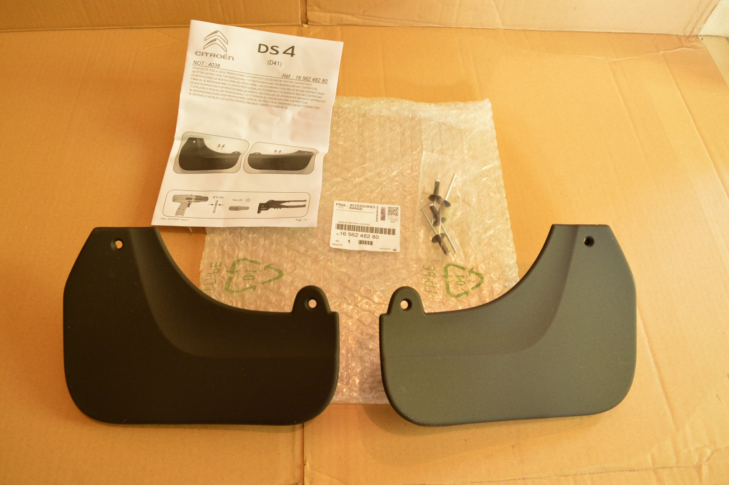 Jeu de 2 bavettes ARRIERE DS4 II D41 2021-… 1656248280 OEM Arrivages Auto Pieces