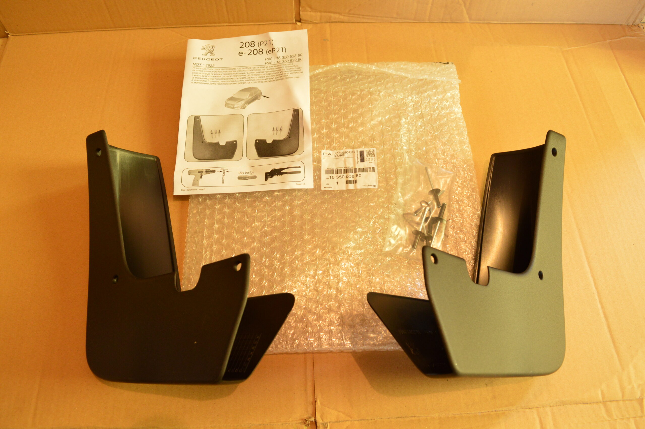 Jeu de 2 bavettes Arrière Peugeot 208 II P21 2019-… VERSION UPPER 1635053880 OEM Arrivages Auto Pieces