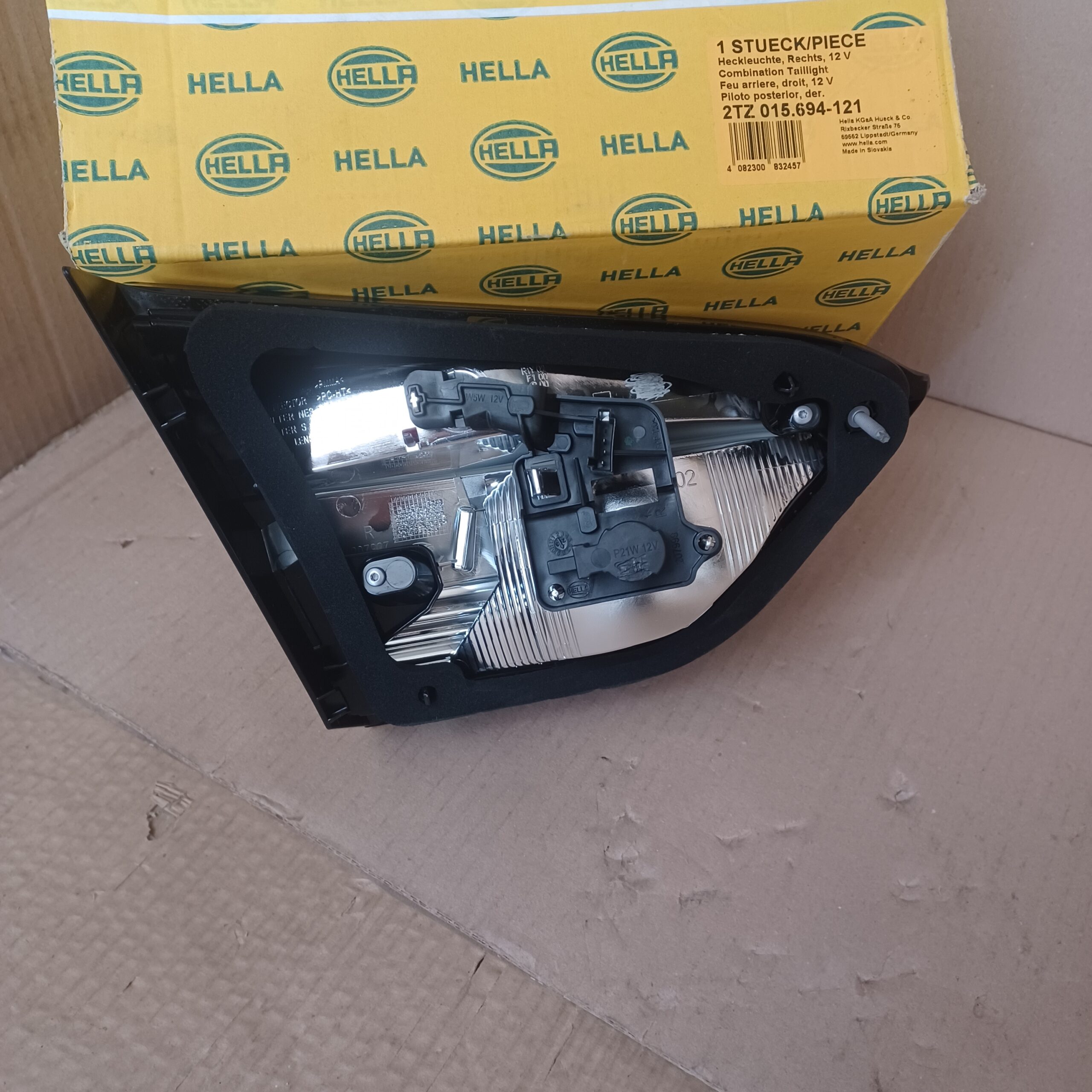 Feu arrière sur hayon droit OPEL CROSSLAND X / CROSSLAND 2017-… Arrivages Auto Pieces