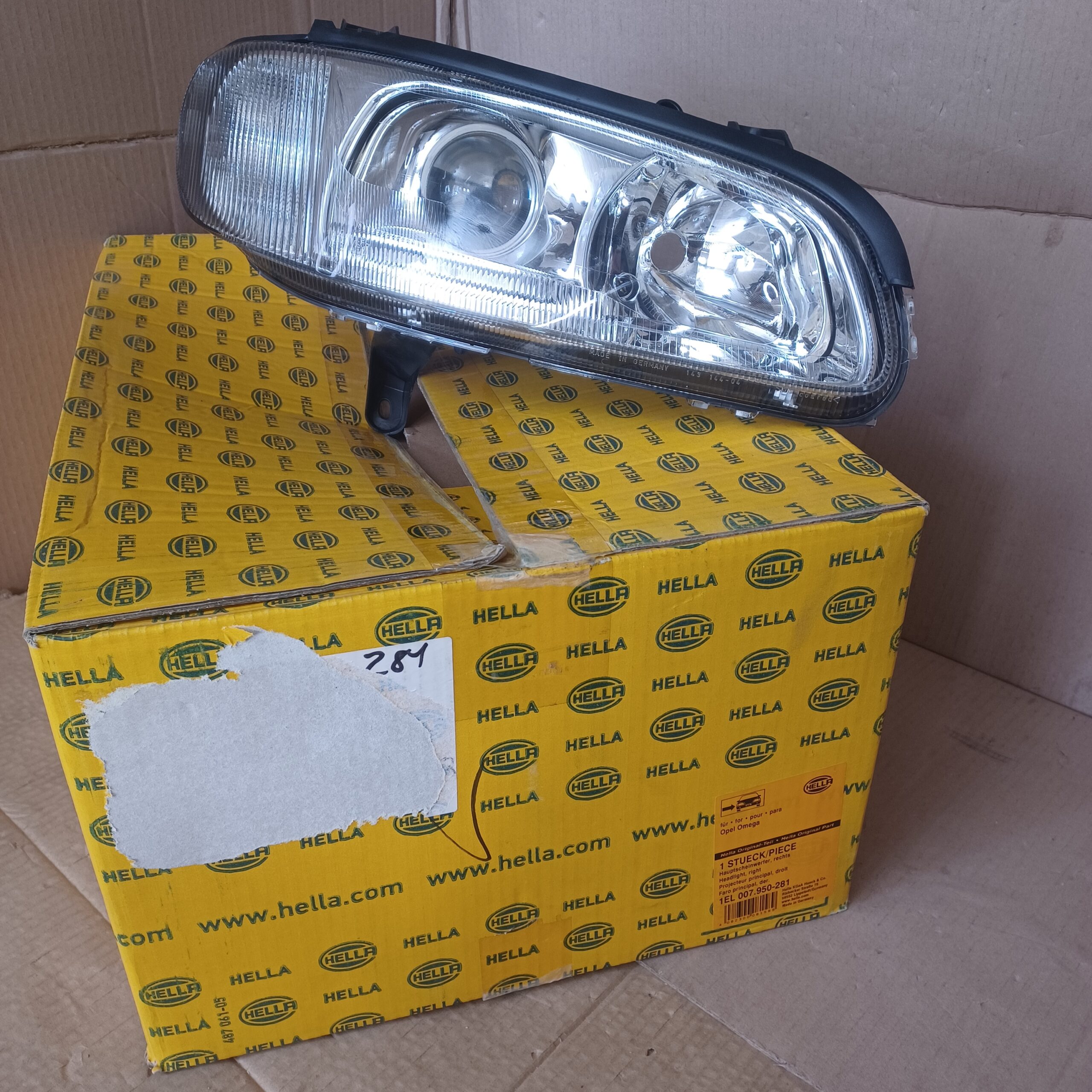 Feu arrière gauche Opel Omega B Break Arrivages Auto Pieces