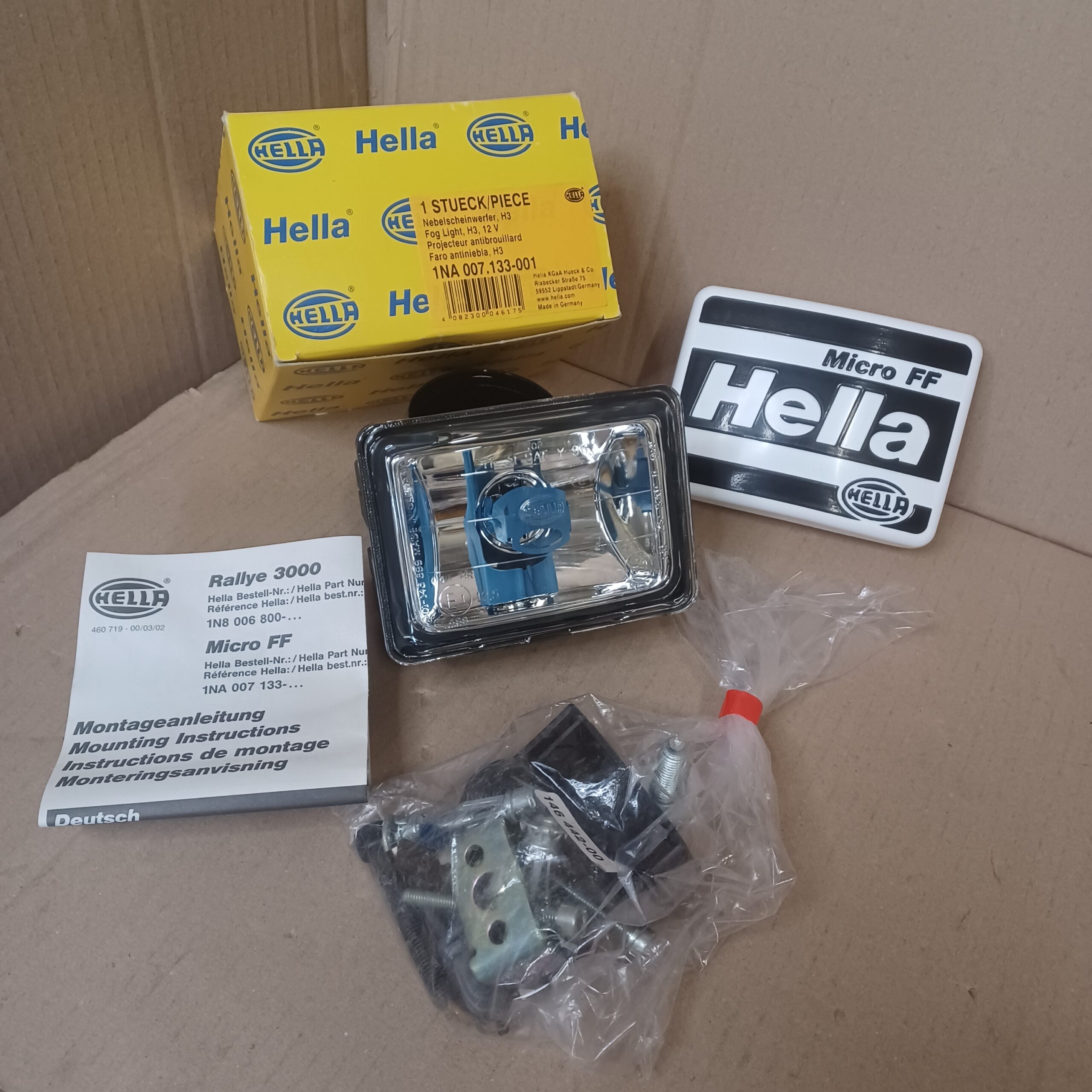 Projecteur / Feu de travail 12v 24v BTP Agricole Poids lourd Arrivages Auto Pieces