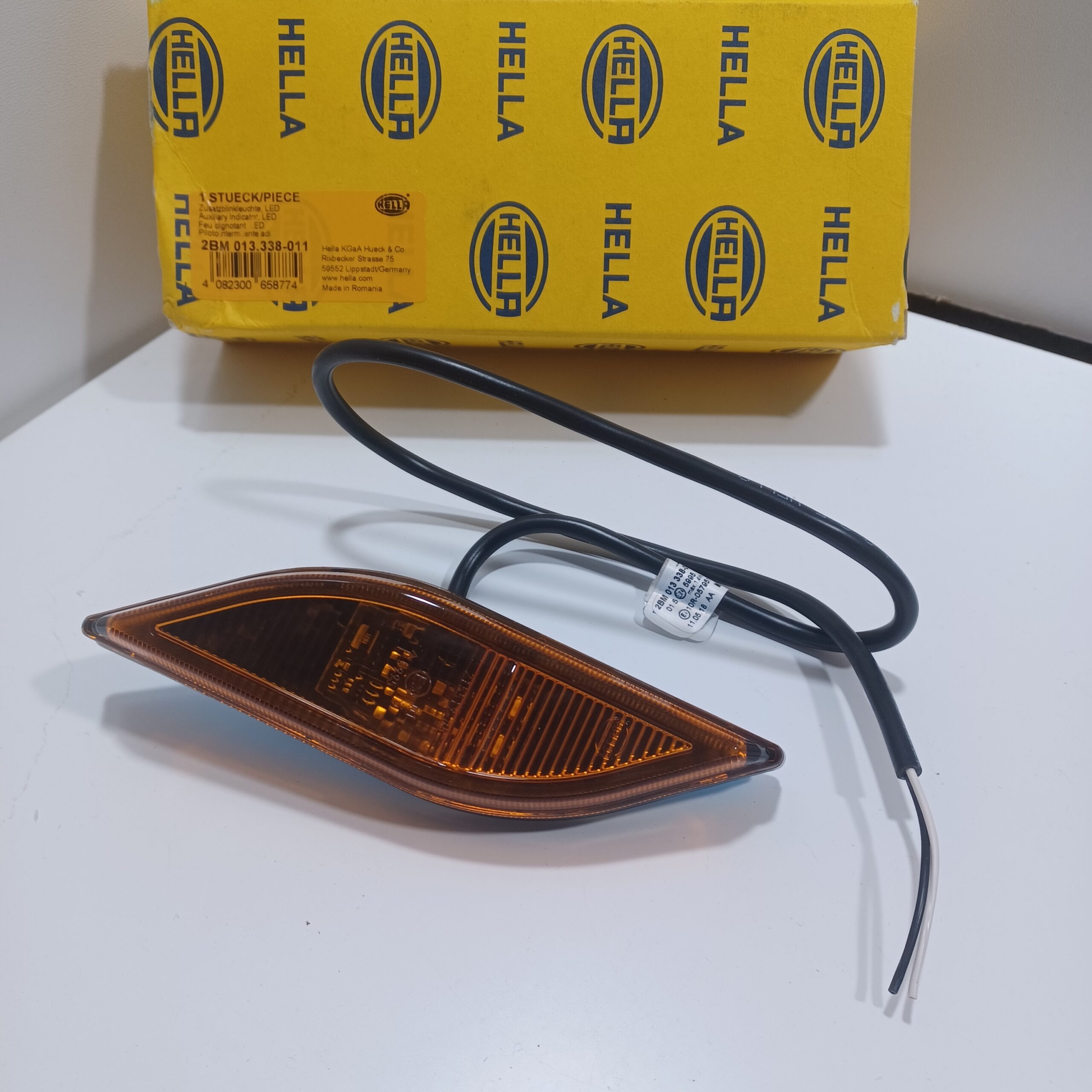 Feu d&rsquo;encombrement latéral Gabarit 12v 24V LED Poids lourd Semi remorque Arrivages Auto Pieces