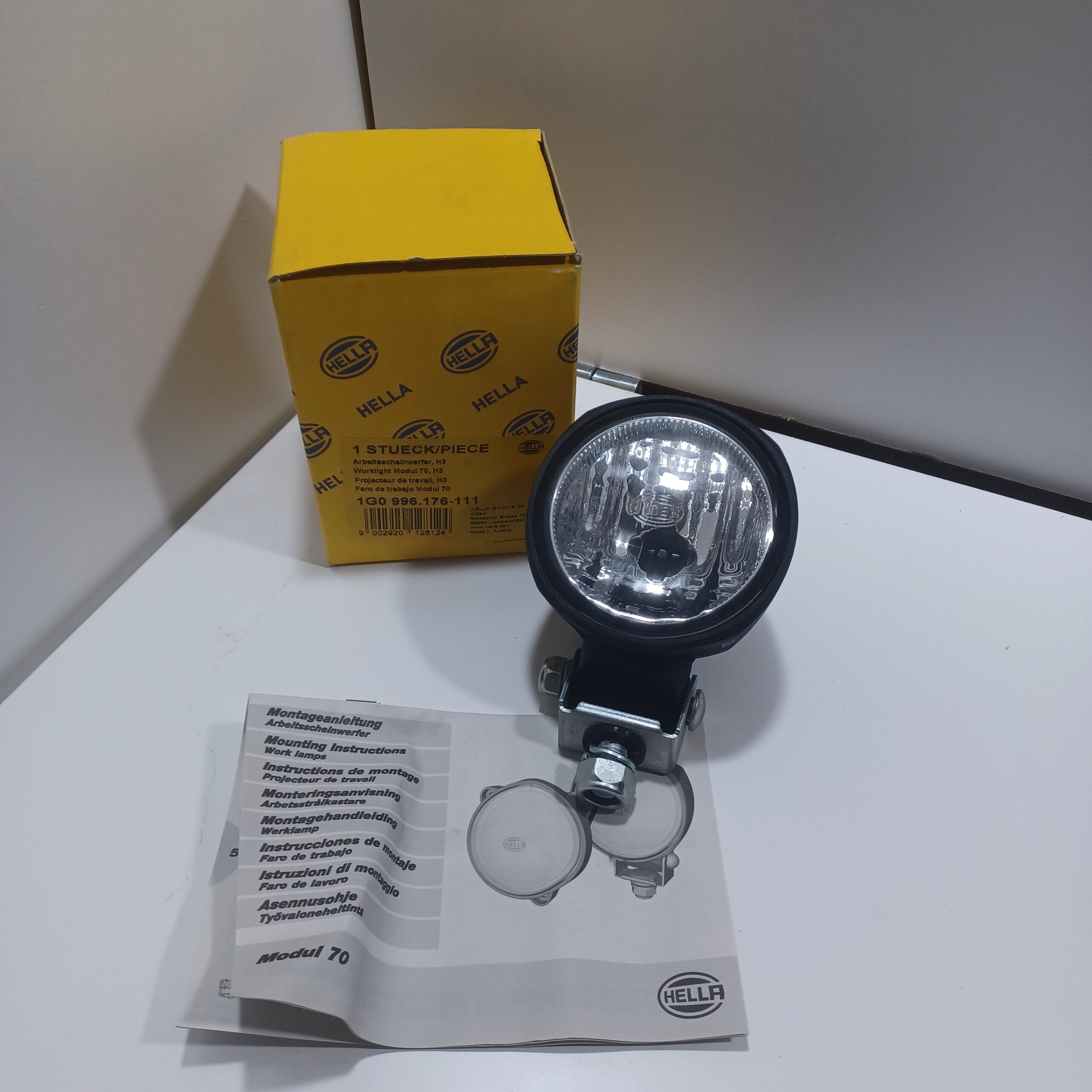 Feu de recul 12V 24V 84x84mm Universel Agricole Semi remorque Remorque Arrivages Auto Pieces