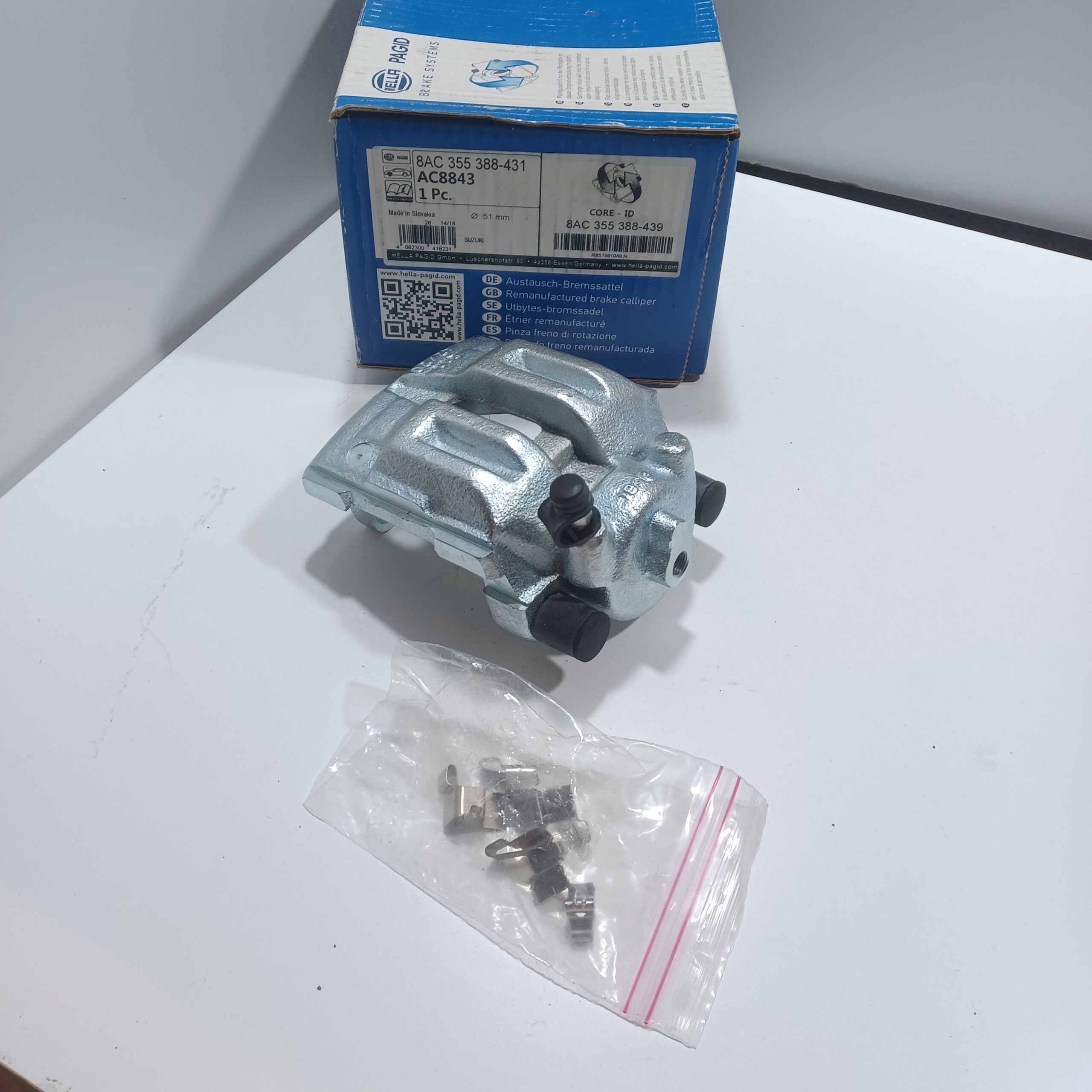 Étrier de frein avant gauche Suzuki SJ 410 413 Samurai Hella Arrivages Auto Pieces