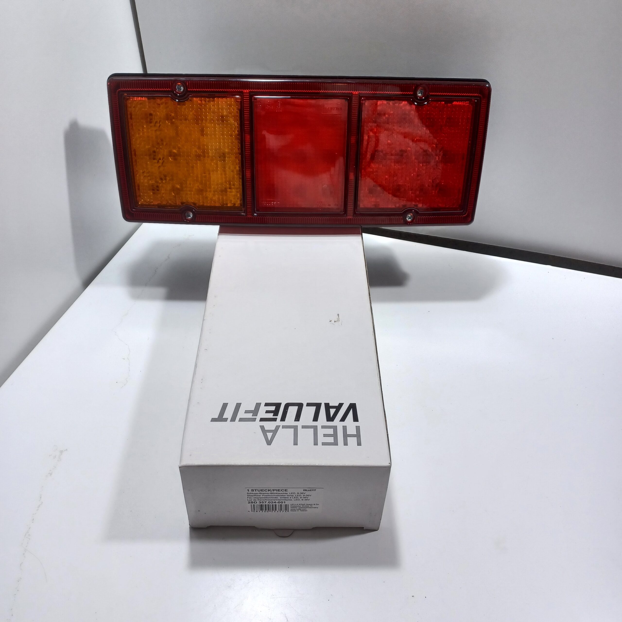 Feu de recul 12v 24v LED Universel Semi Remorque Poids lourd agricole TP Neuf Hella Arrivages Auto Pieces