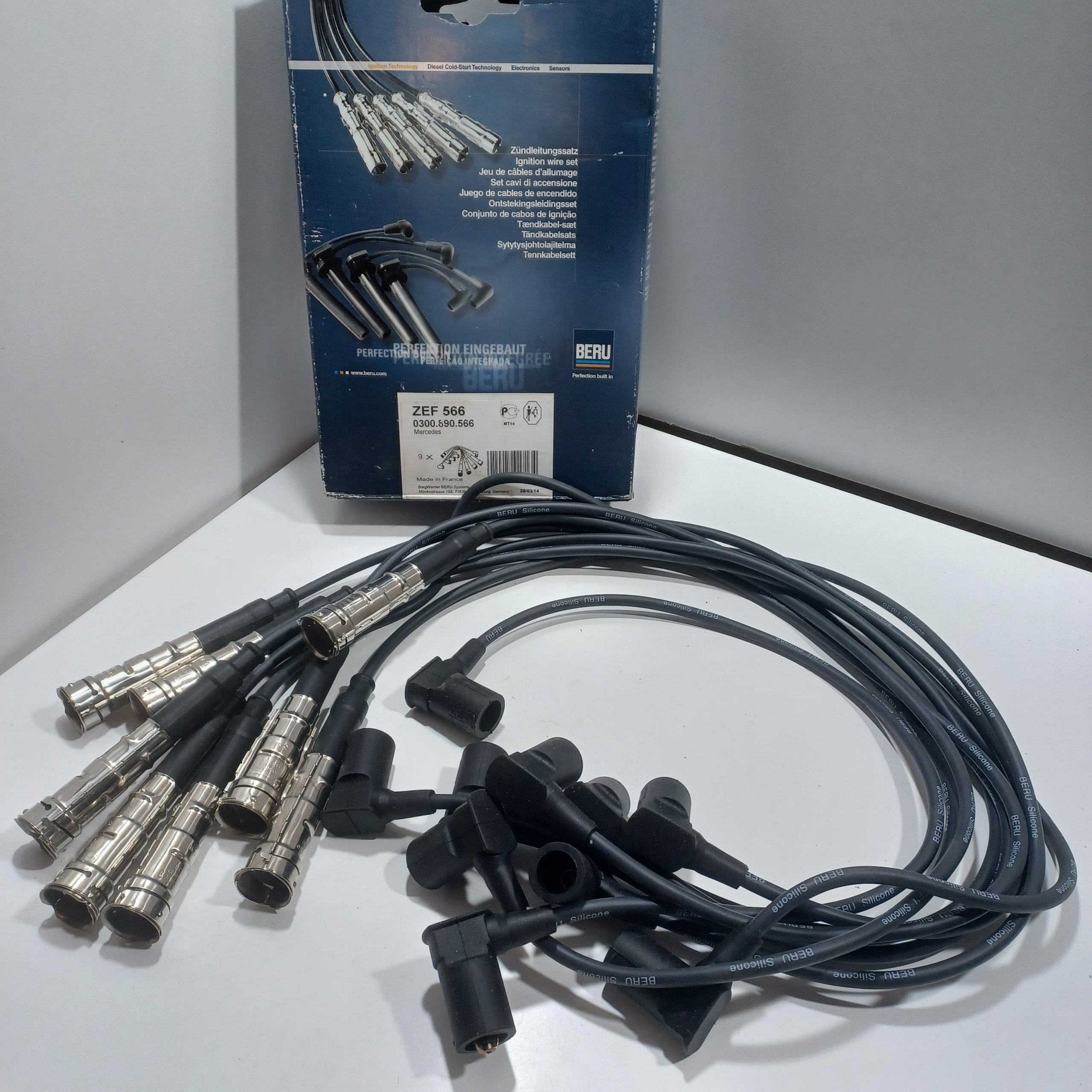 Pompe à eau Mercedes Classe S W108 280 300 Classe S W116 350 450 Classe SL R107 350 450 Arrivages Auto Pieces