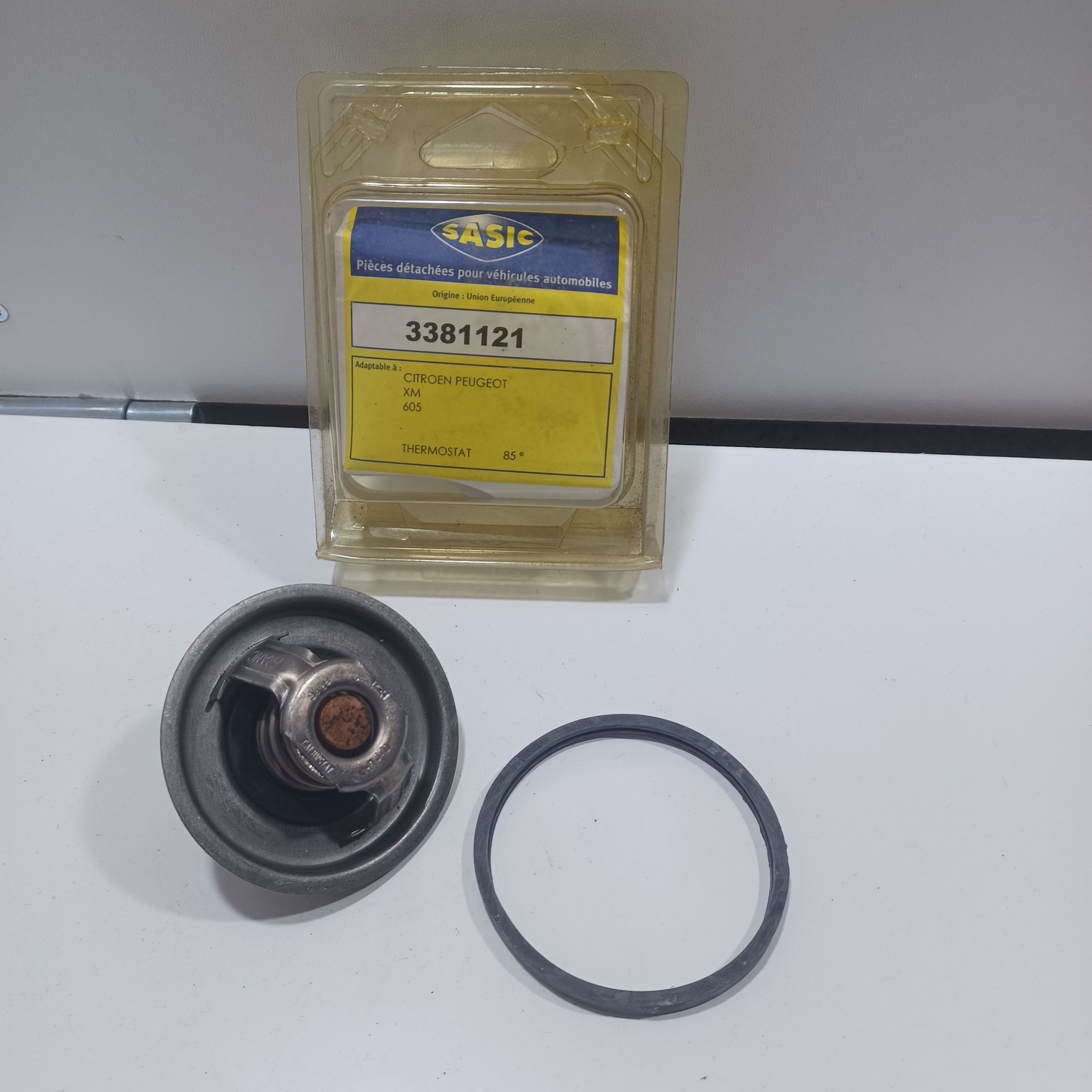Thermostat Peugeot 406 2.1 TD 605 2.1 TD Citroen Xm Xantia 2.1 TD Arrivages Auto Pieces