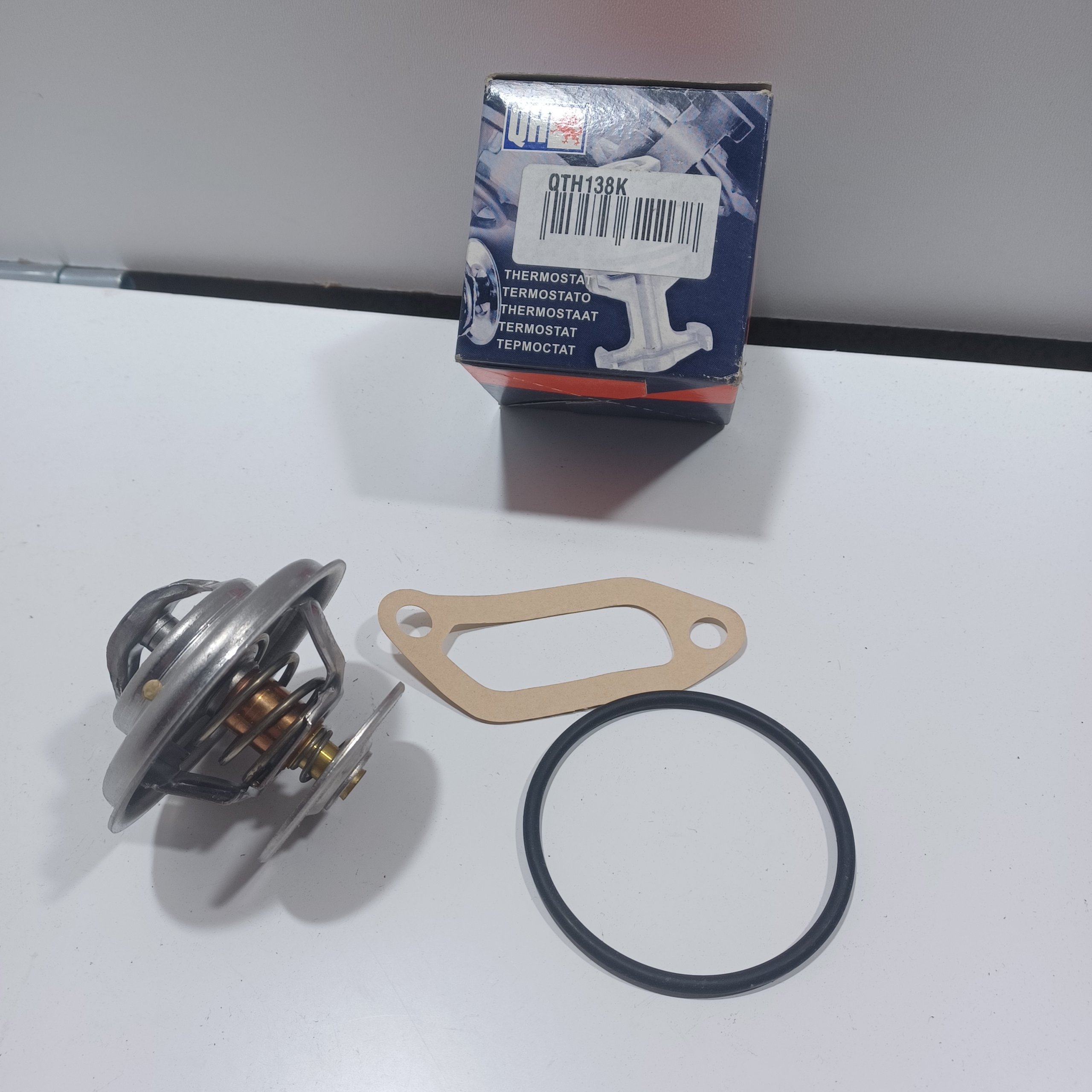 Thermostat Mercedes W201 2.3 2.5 2.6 W124 230 260 280 300 320 W460 230 280 W116 280 Arrivages Auto Pieces