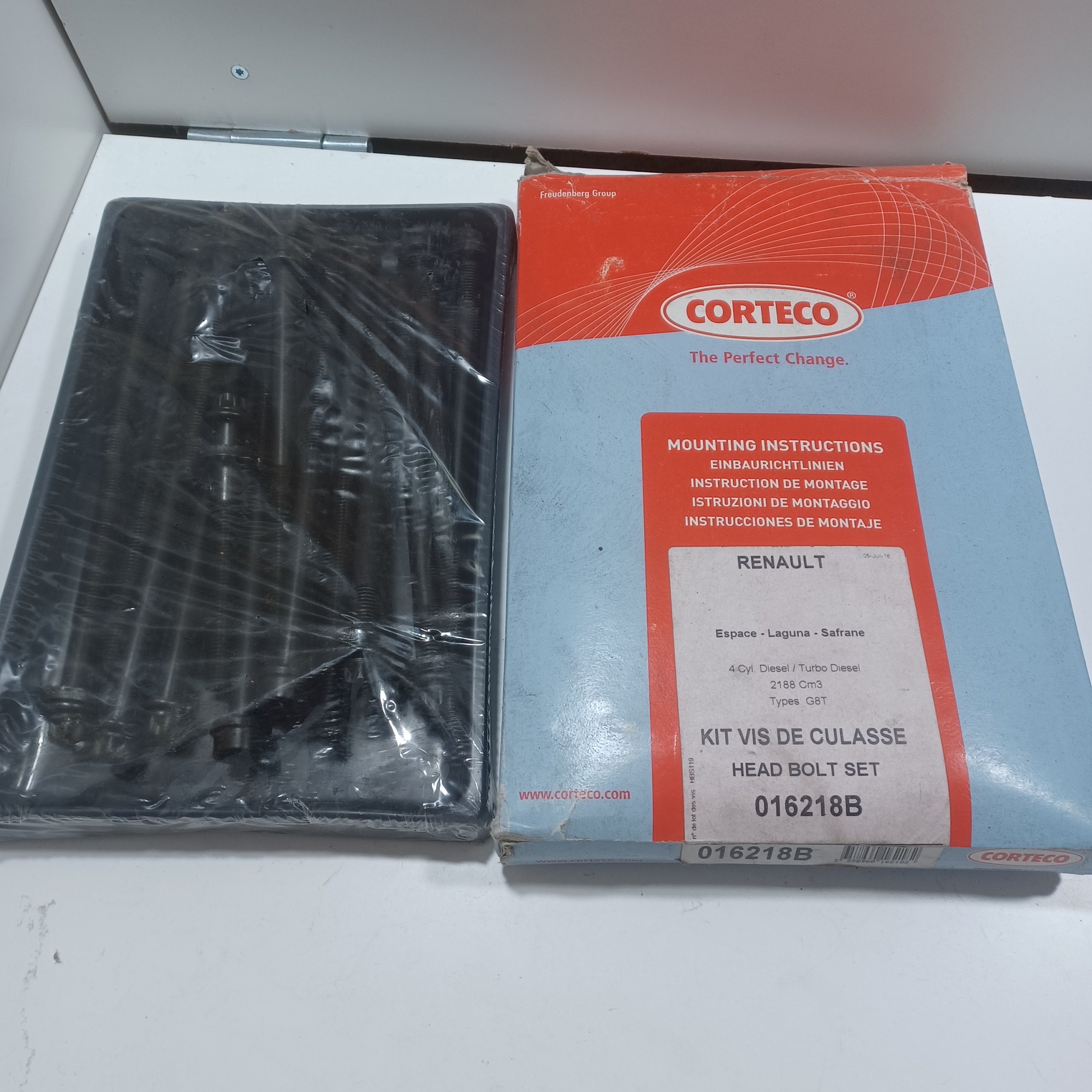 Vis de culasse Renault Super 5 R9 R11 R19 1.6D 1.7 1.7i R21 1.7 Volvo 440 480 Arrivages Auto Pieces