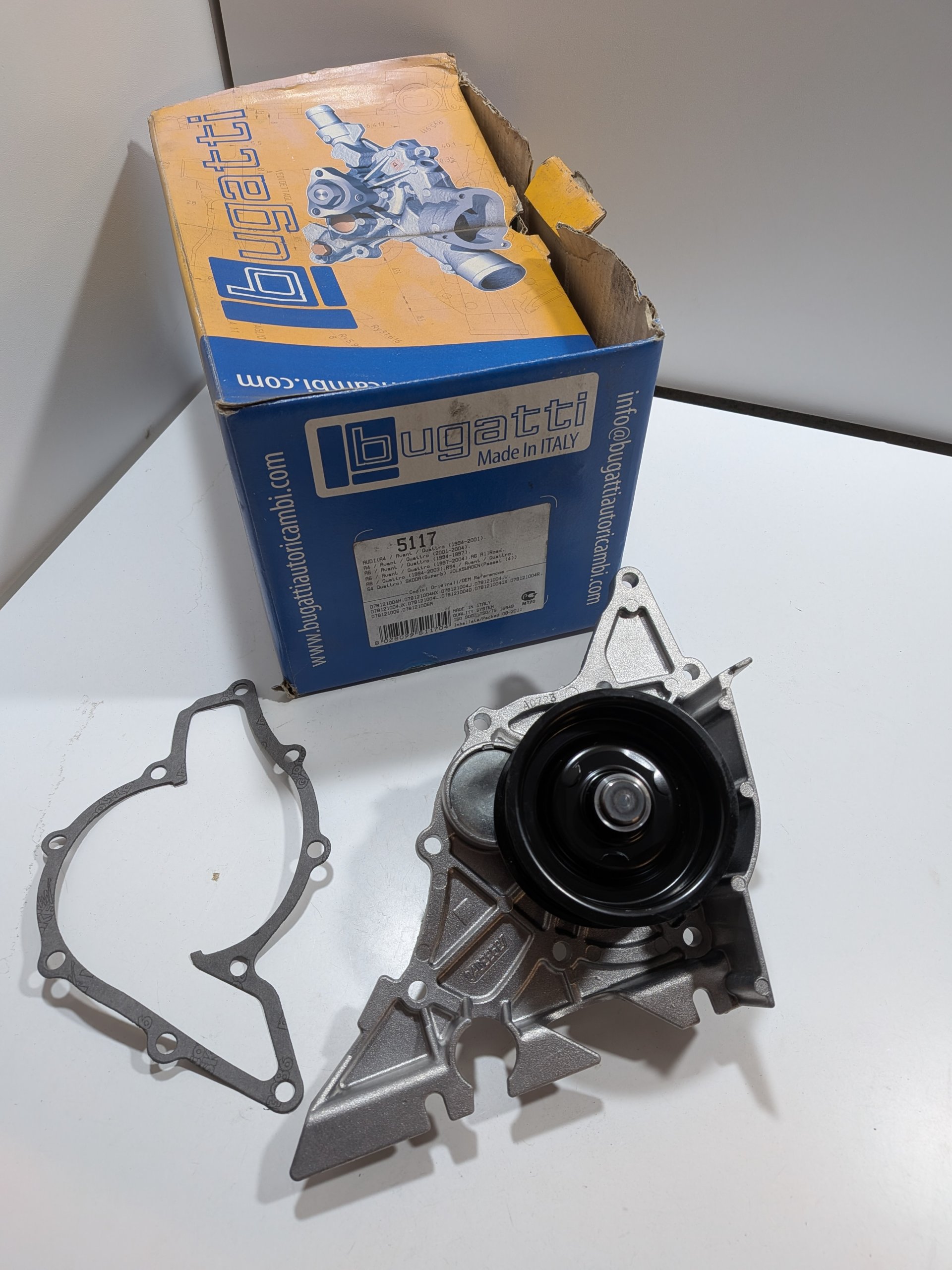 C (43) Pompe à eau Audi 80 B4 2.6 2.8 A8 D2 2.8 A4 B5 2.6 2.8 A6 C4 2.8 A6 C5 2.4 2.8 Arrivages Auto Pieces